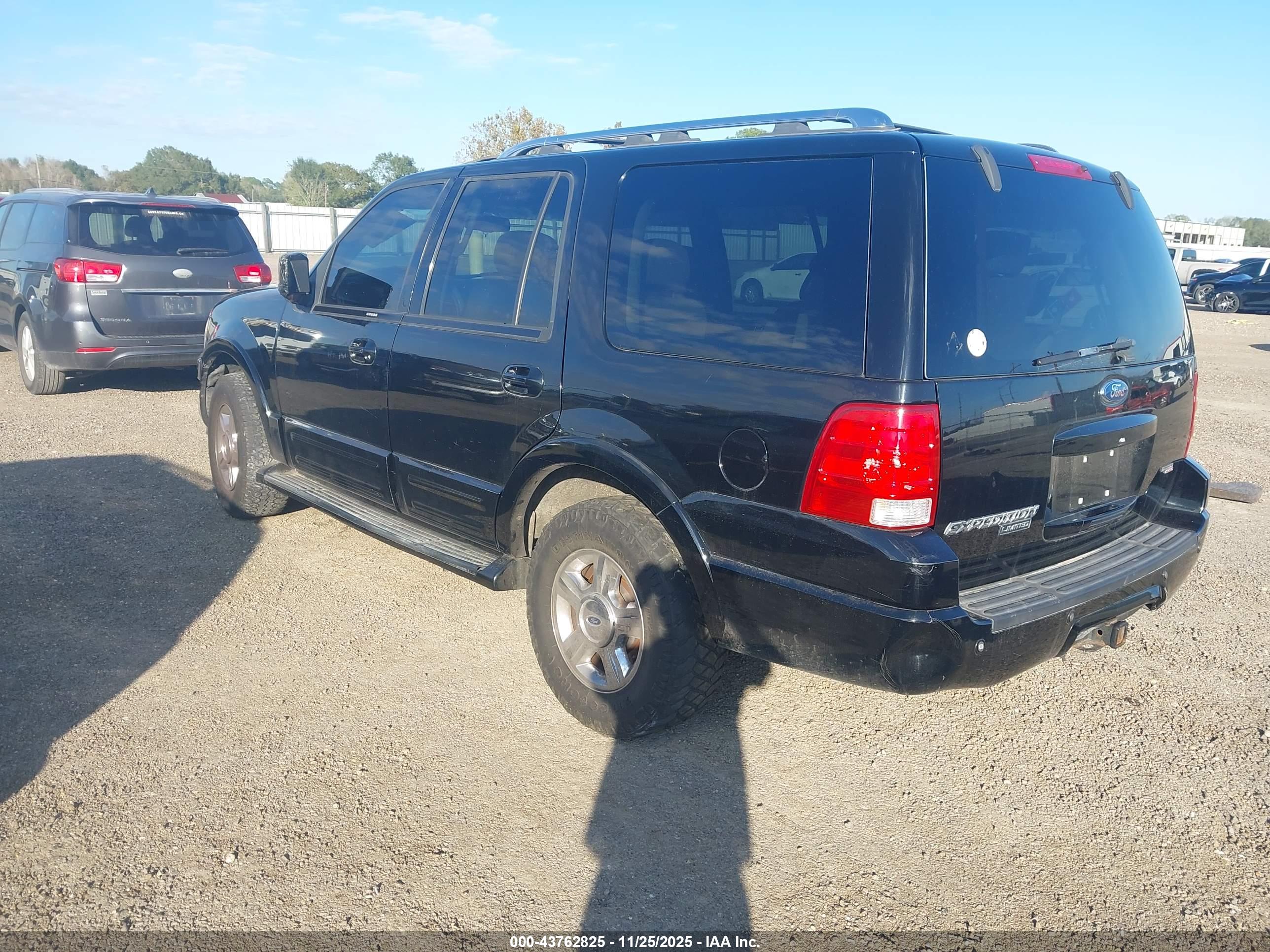 FORD EXPEDITION image 3