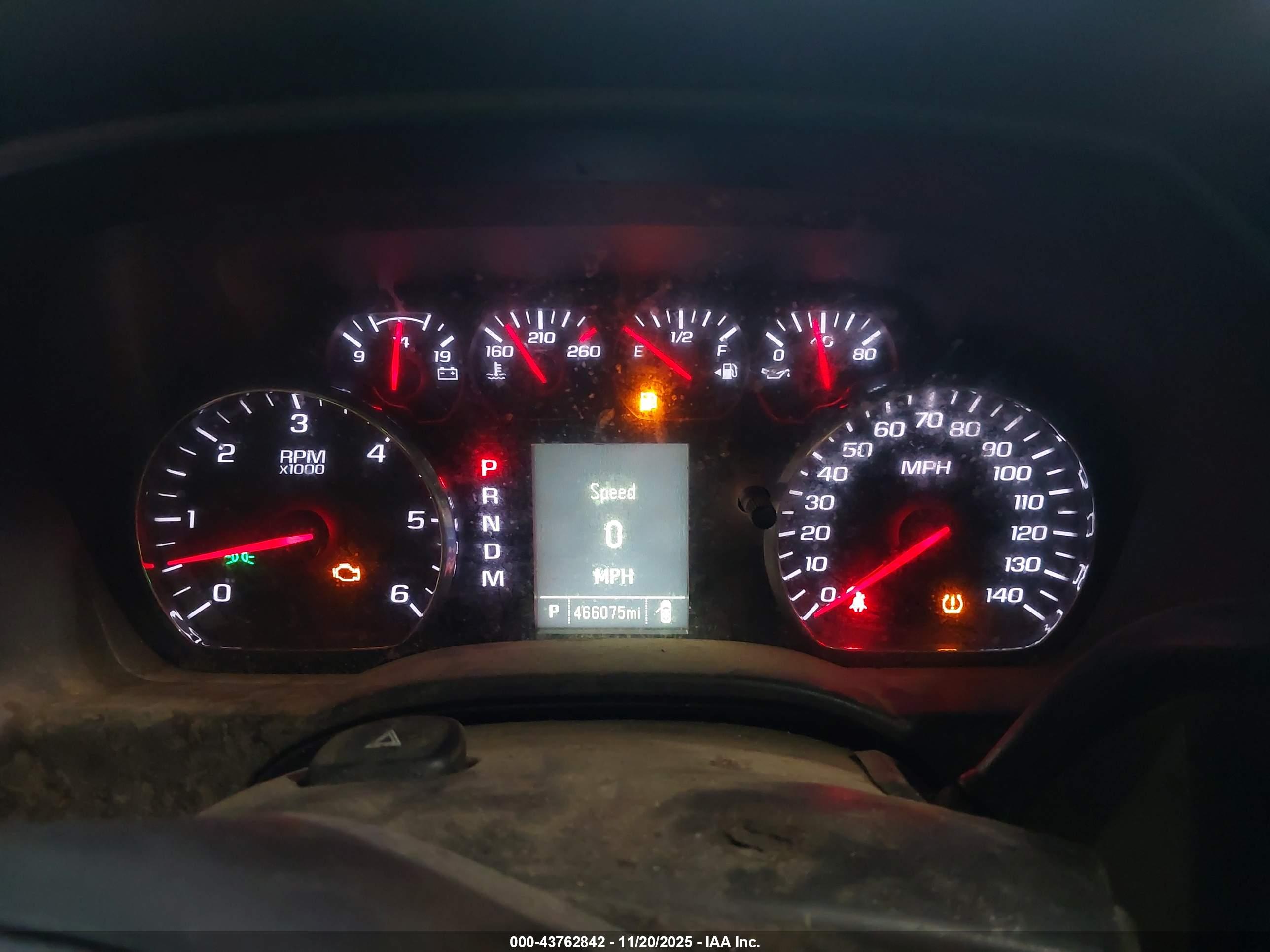CHEVROLET SILVERADO image 7