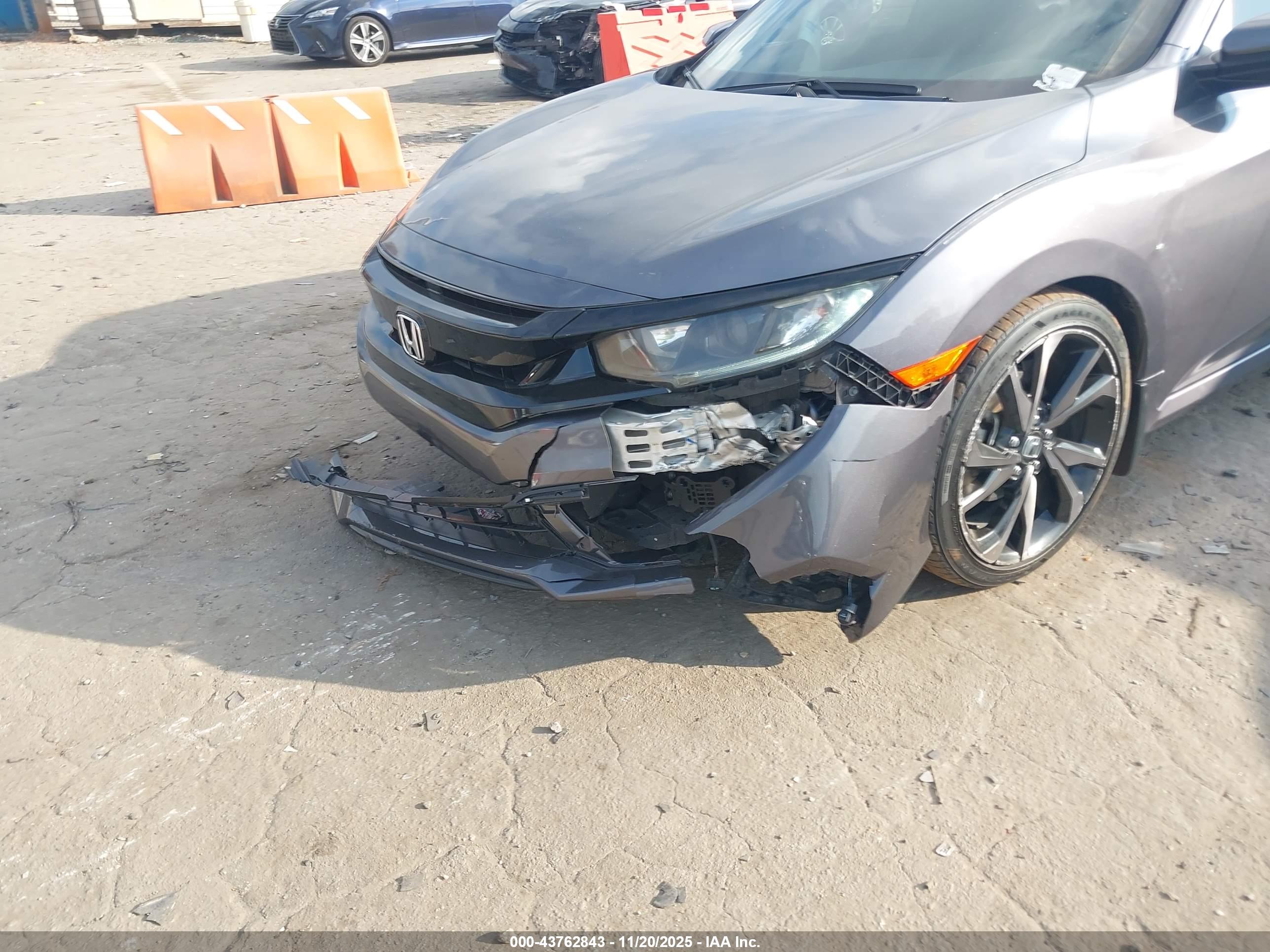 HONDA CIVIC image 6