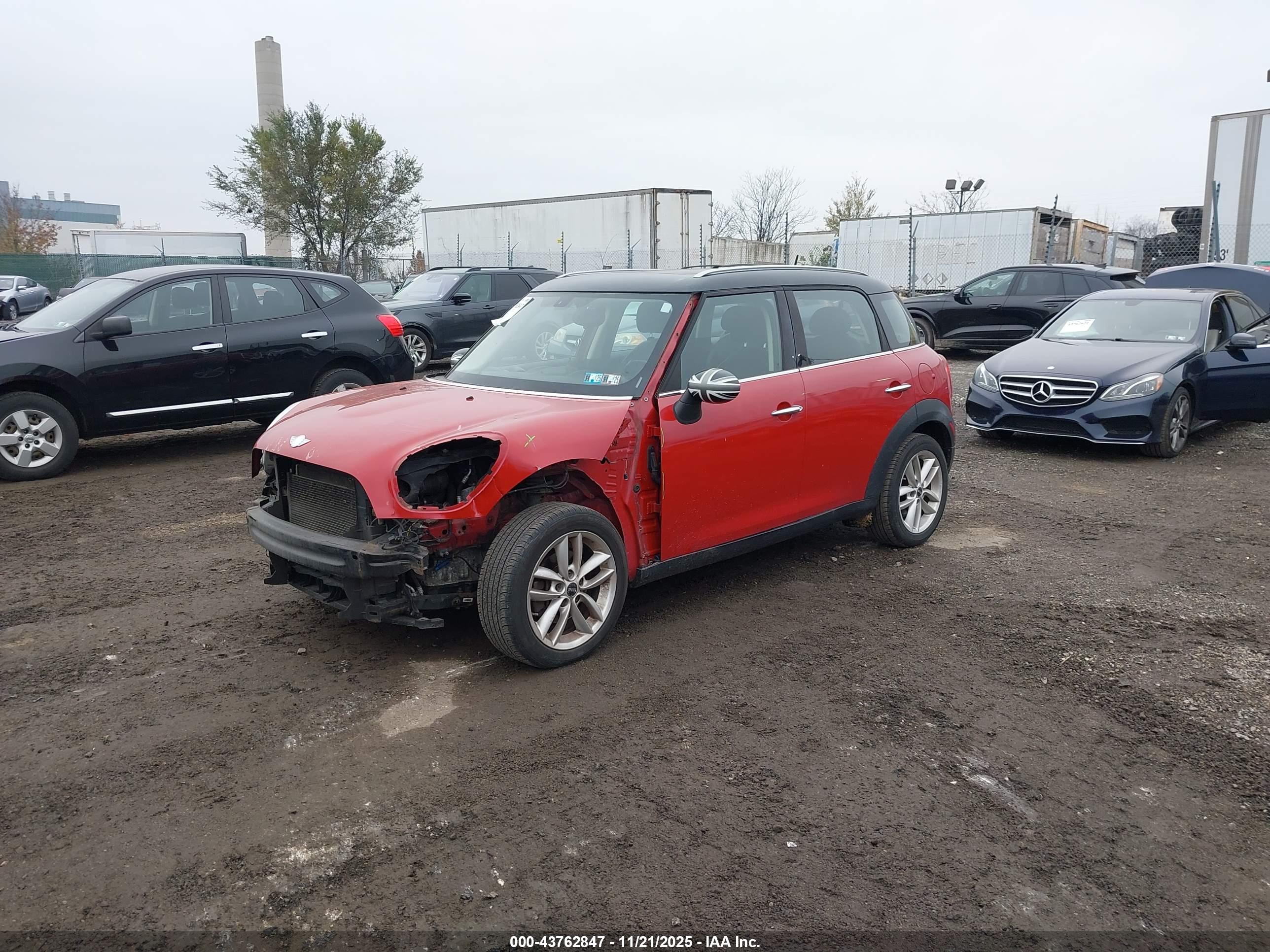 MINI COUNTRYMAN image 2