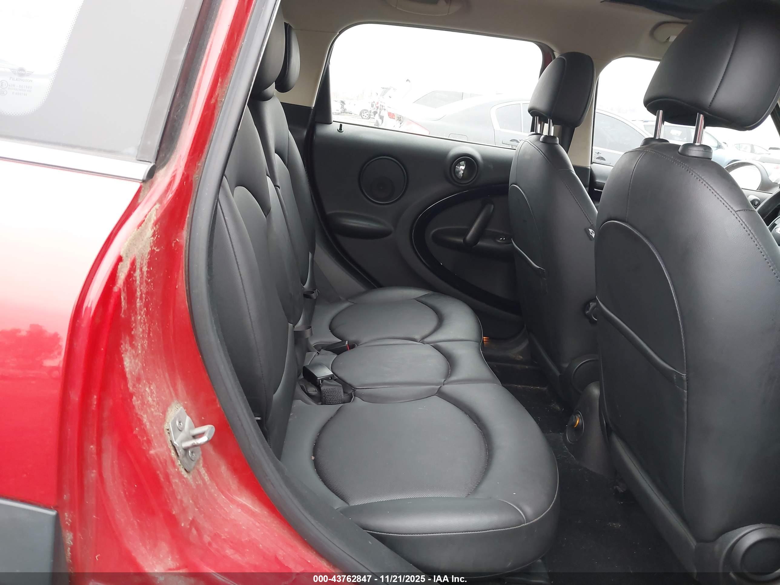 MINI COUNTRYMAN image 8