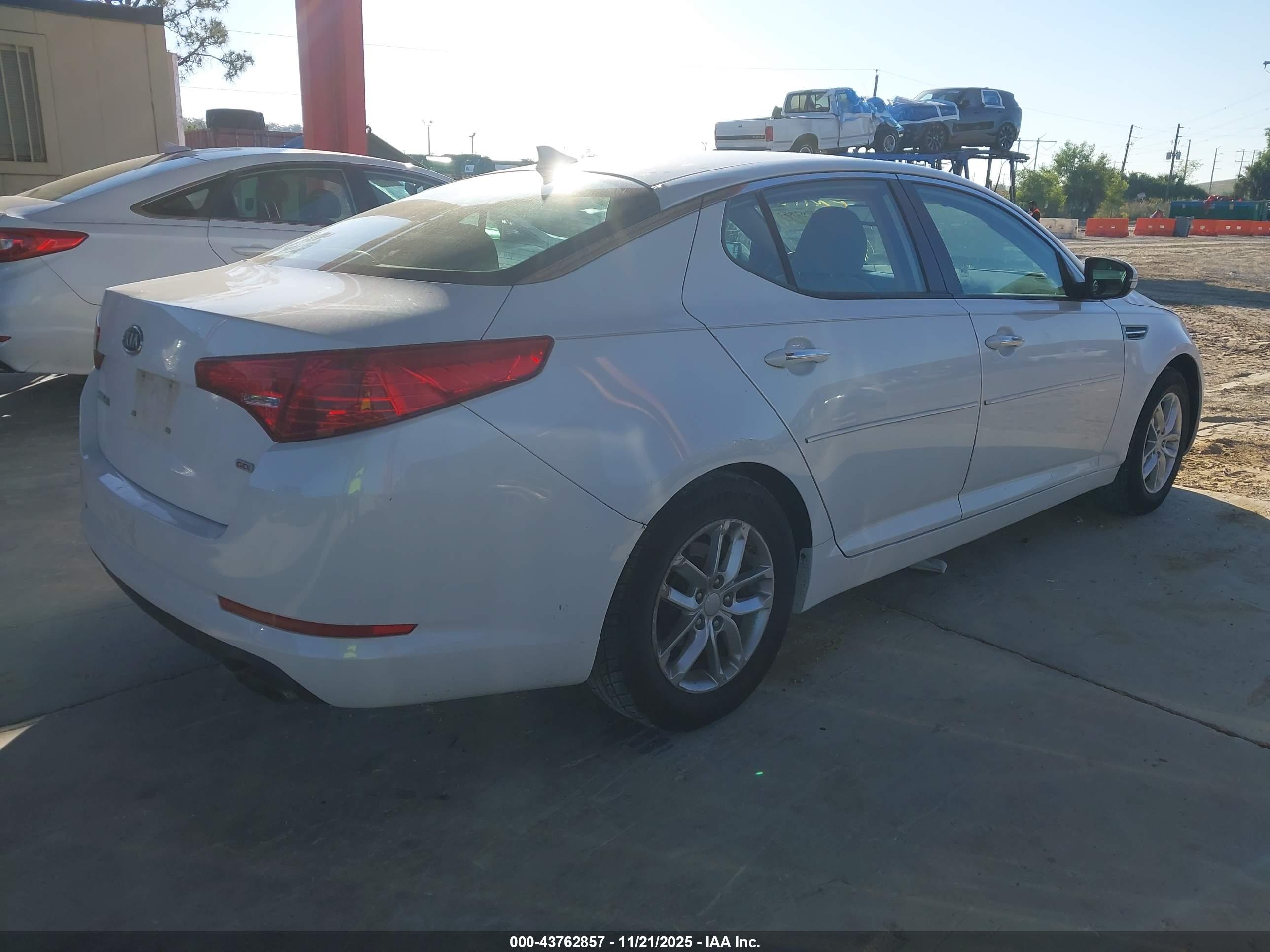 KIA OPTIMA image 4