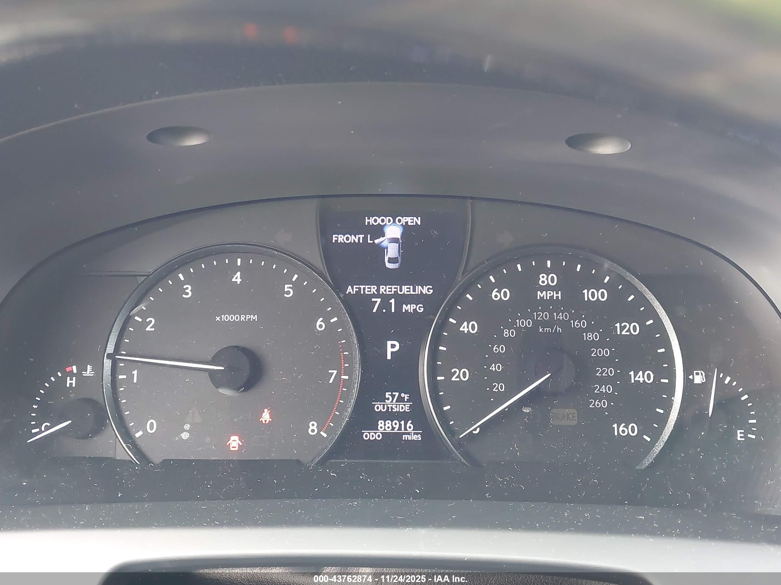 LEXUS LS image 7