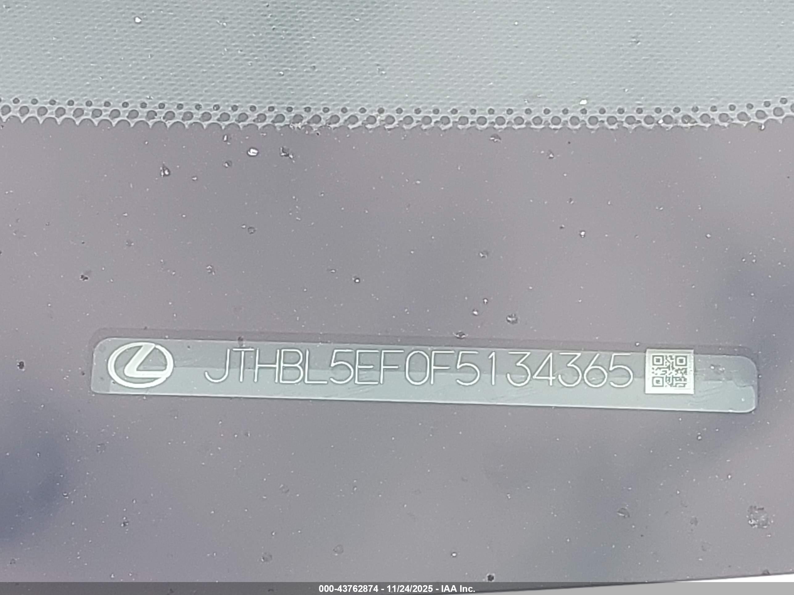 LEXUS LS image 9