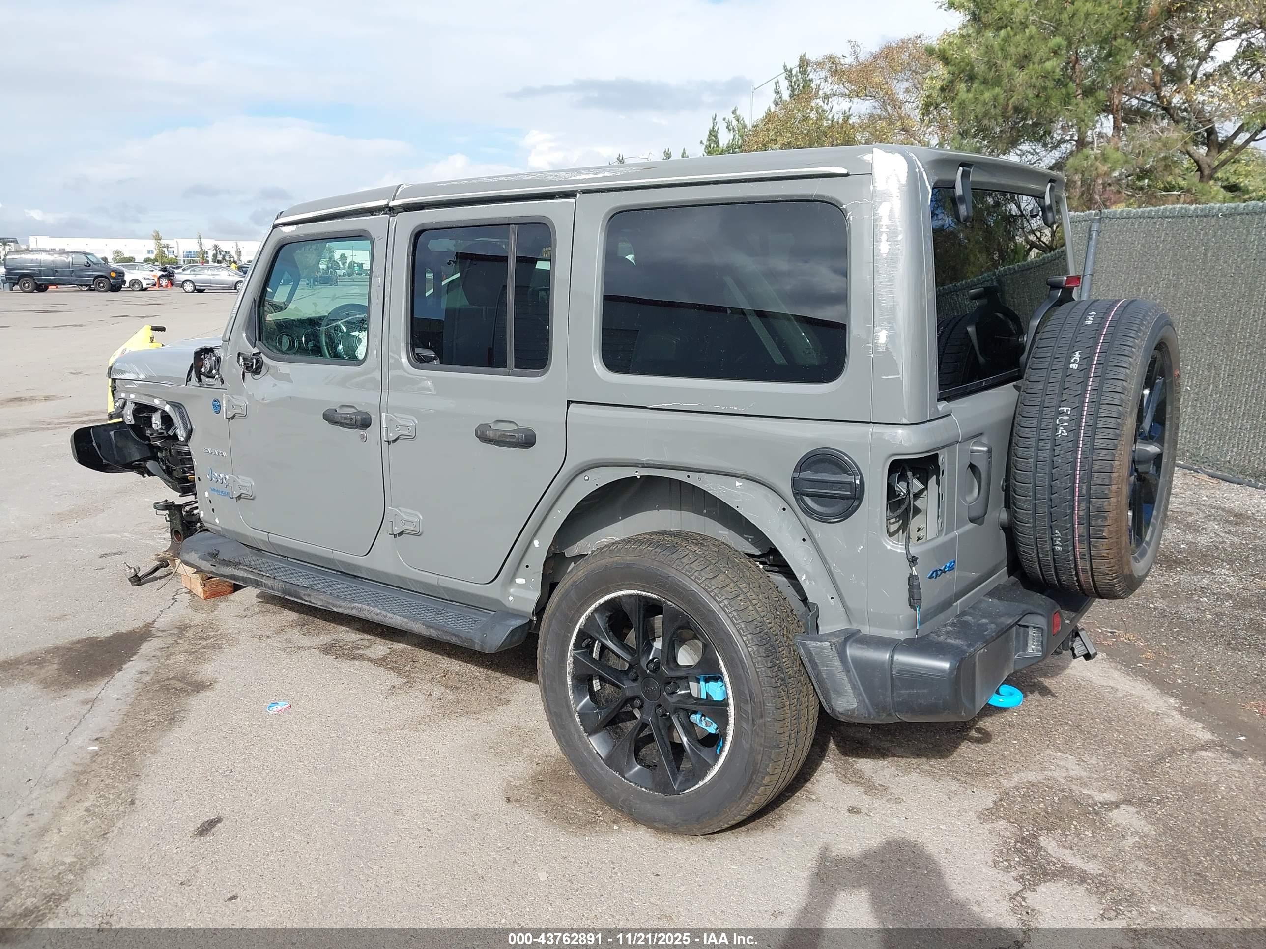 JEEP WRANGLER image 3
