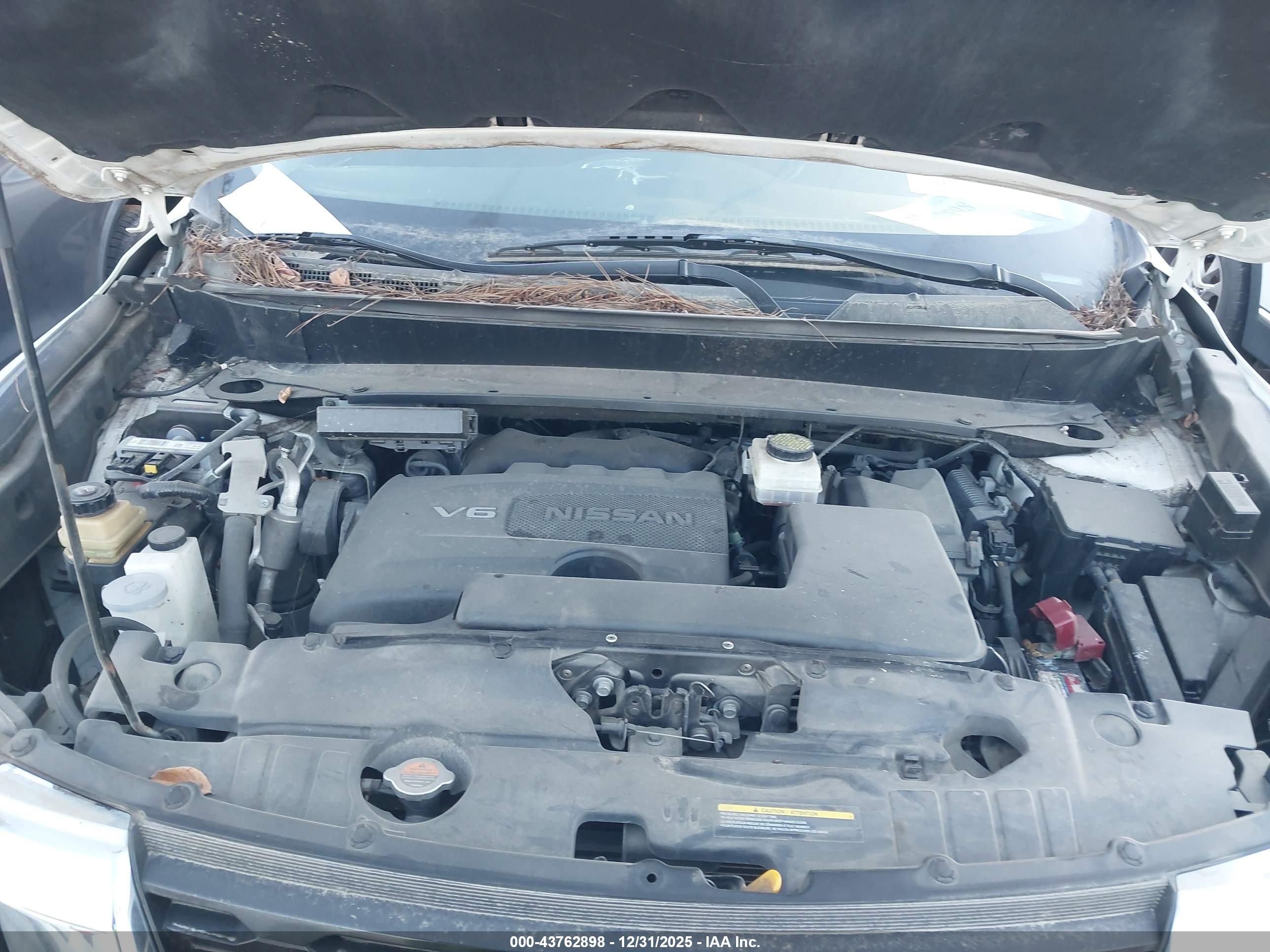 NISSAN PATHFINDER image 10