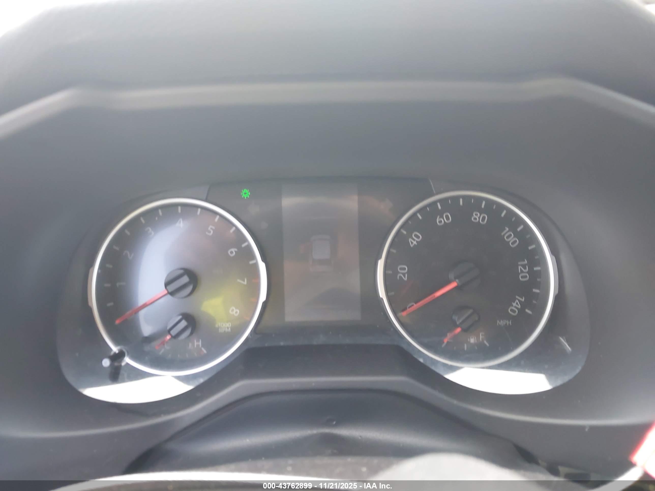 TOYOTA RAV4 image 7