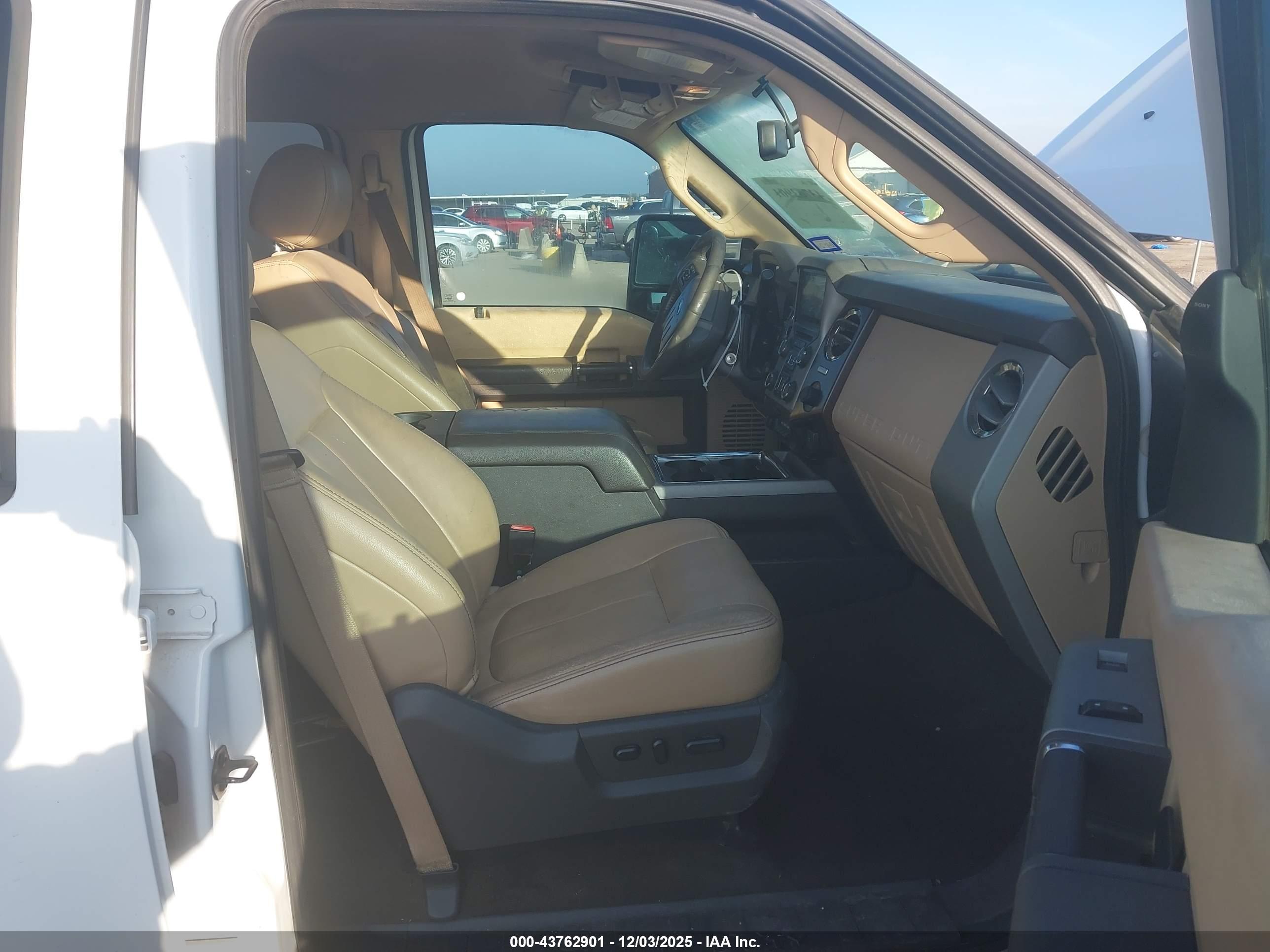 FORD F-350 image 7