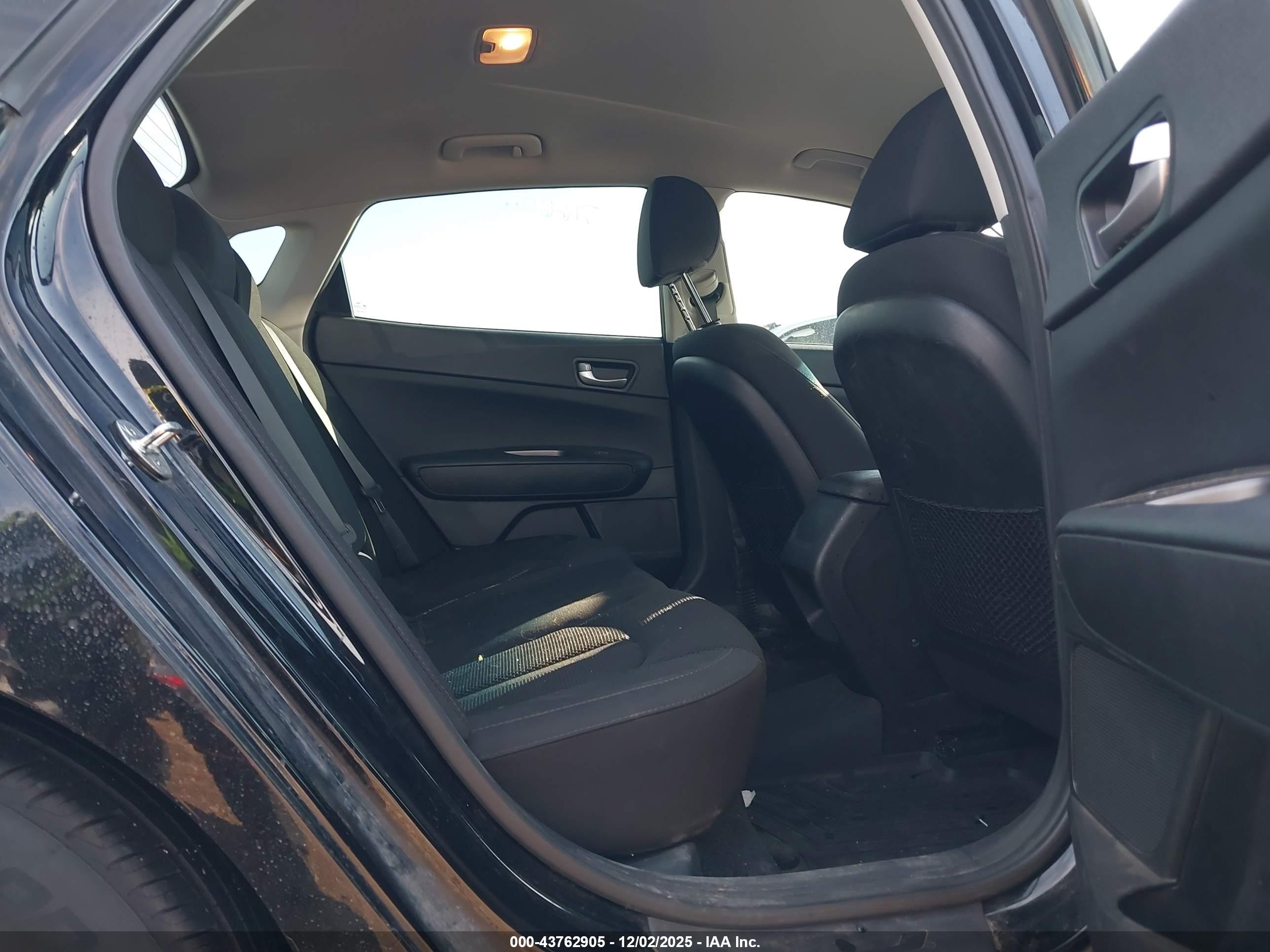 KIA OPTIMA image 8