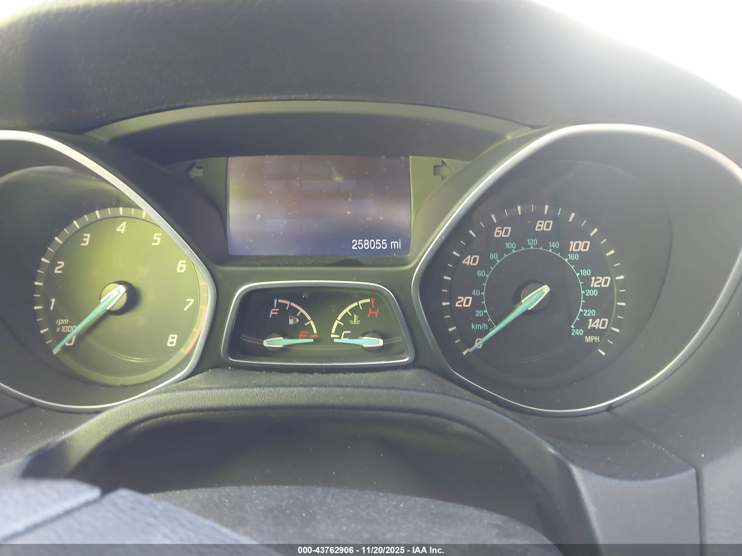FORD FOCUS image 7