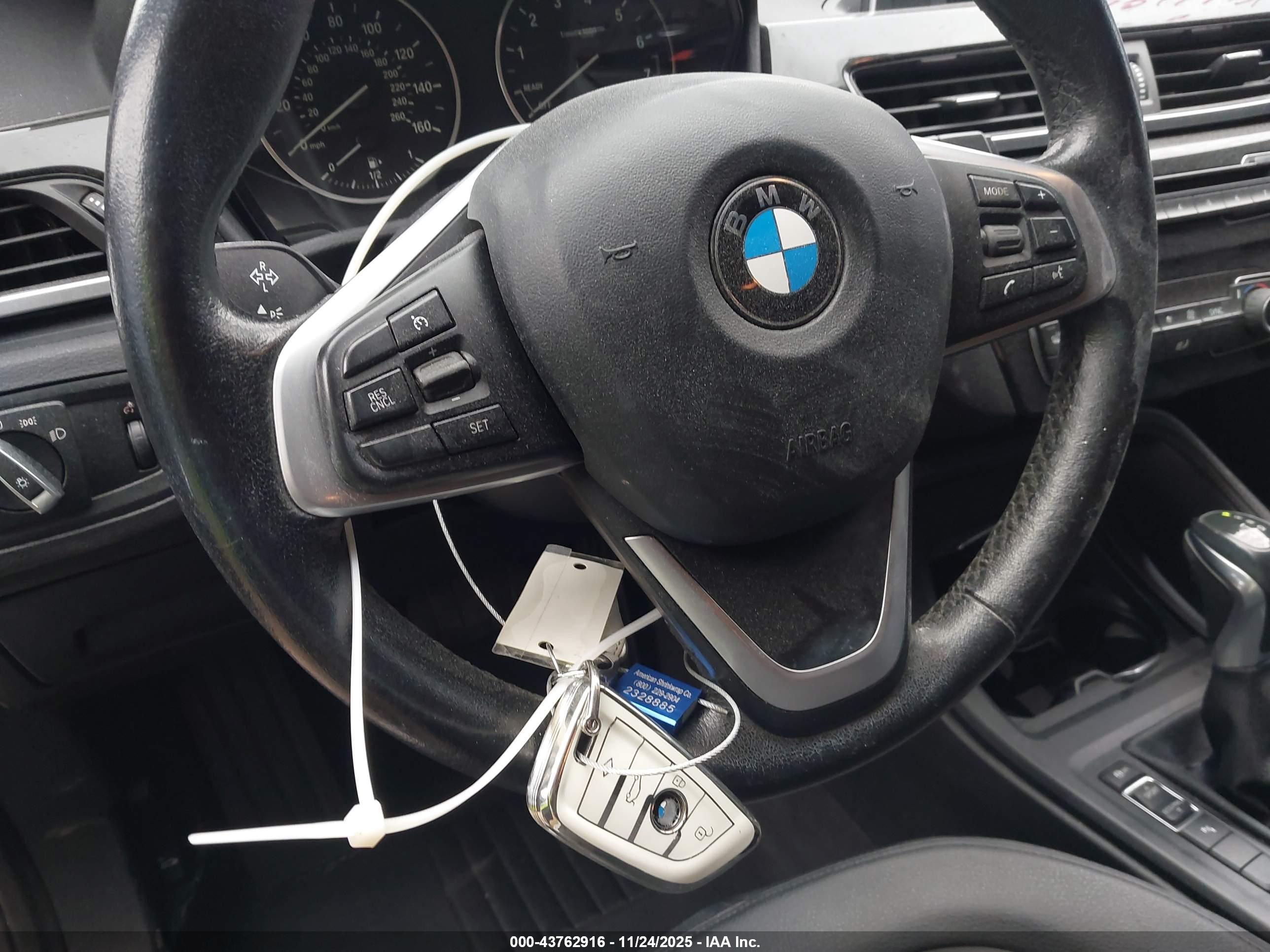 BMW X1 image 11