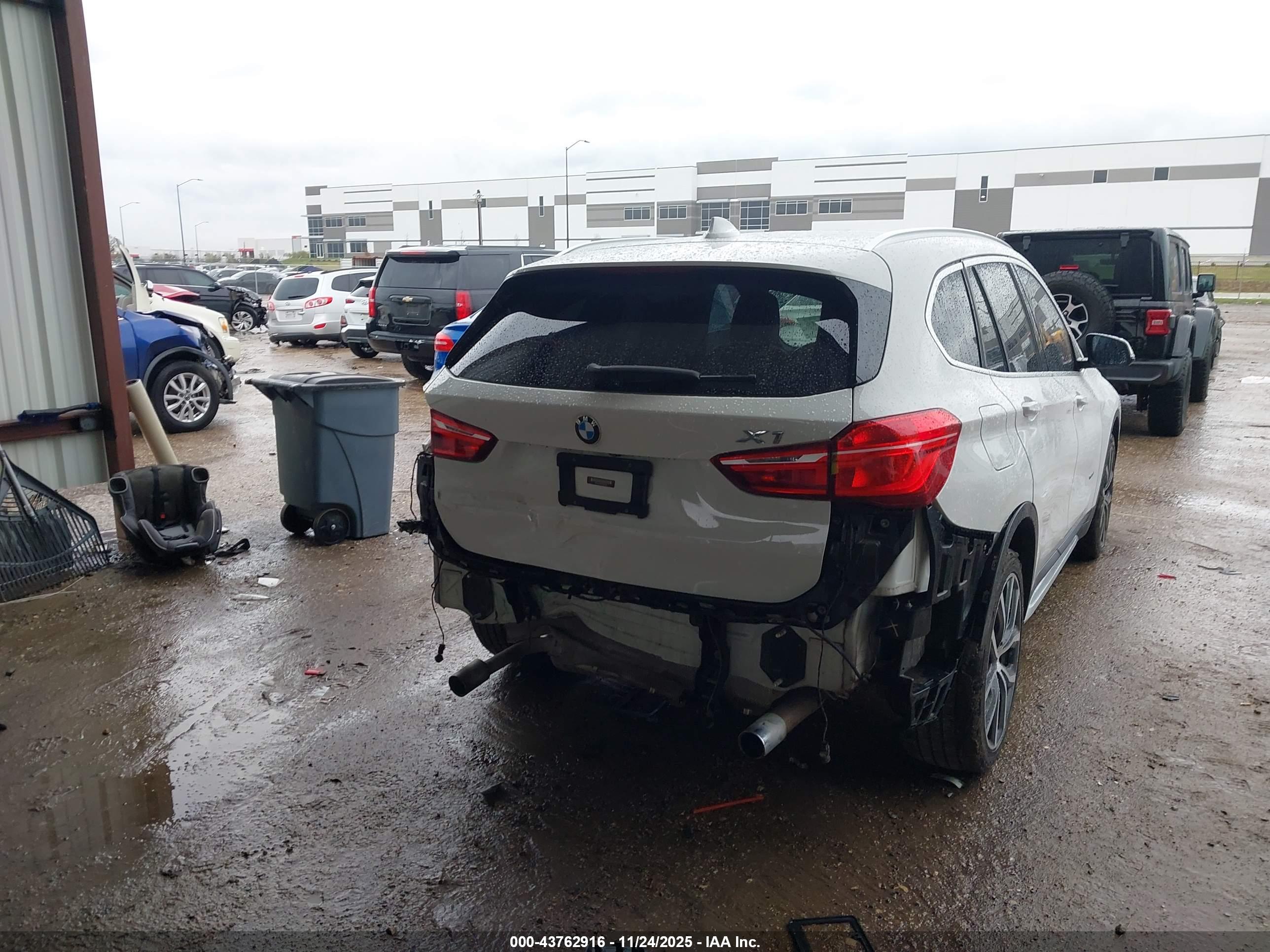 BMW X1 image 4
