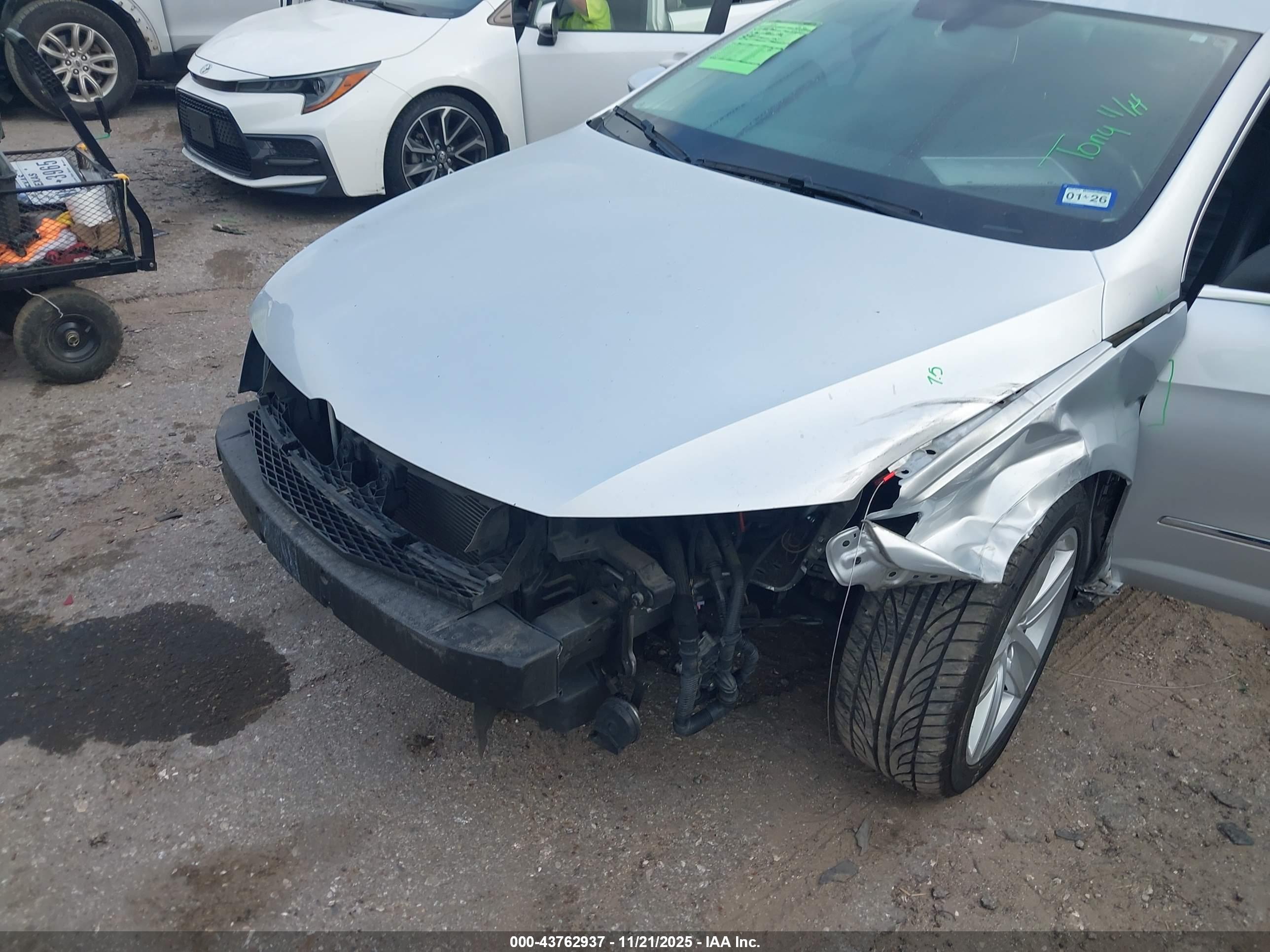 VOLKSWAGEN CC image 6