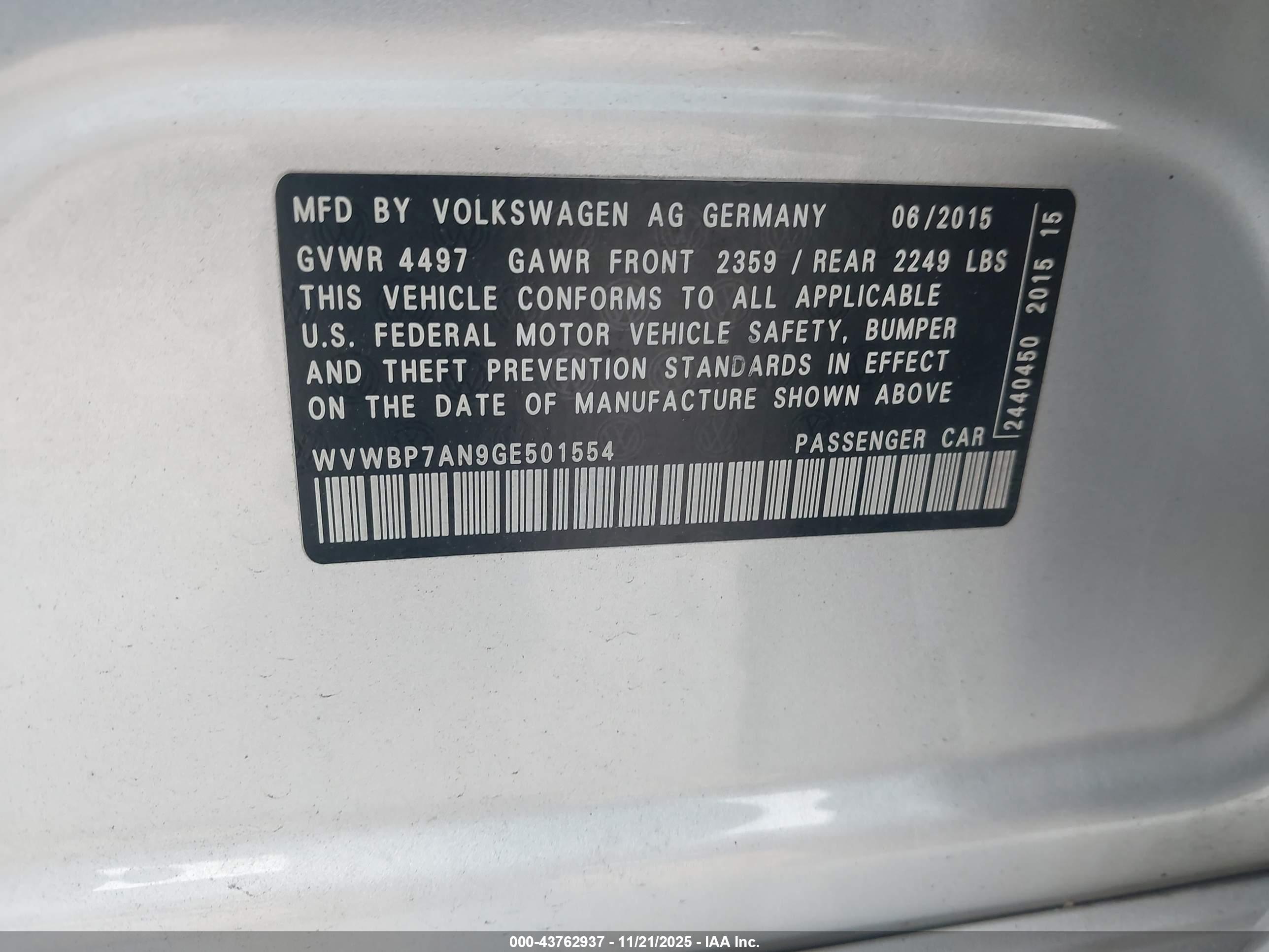 VOLKSWAGEN CC image 9