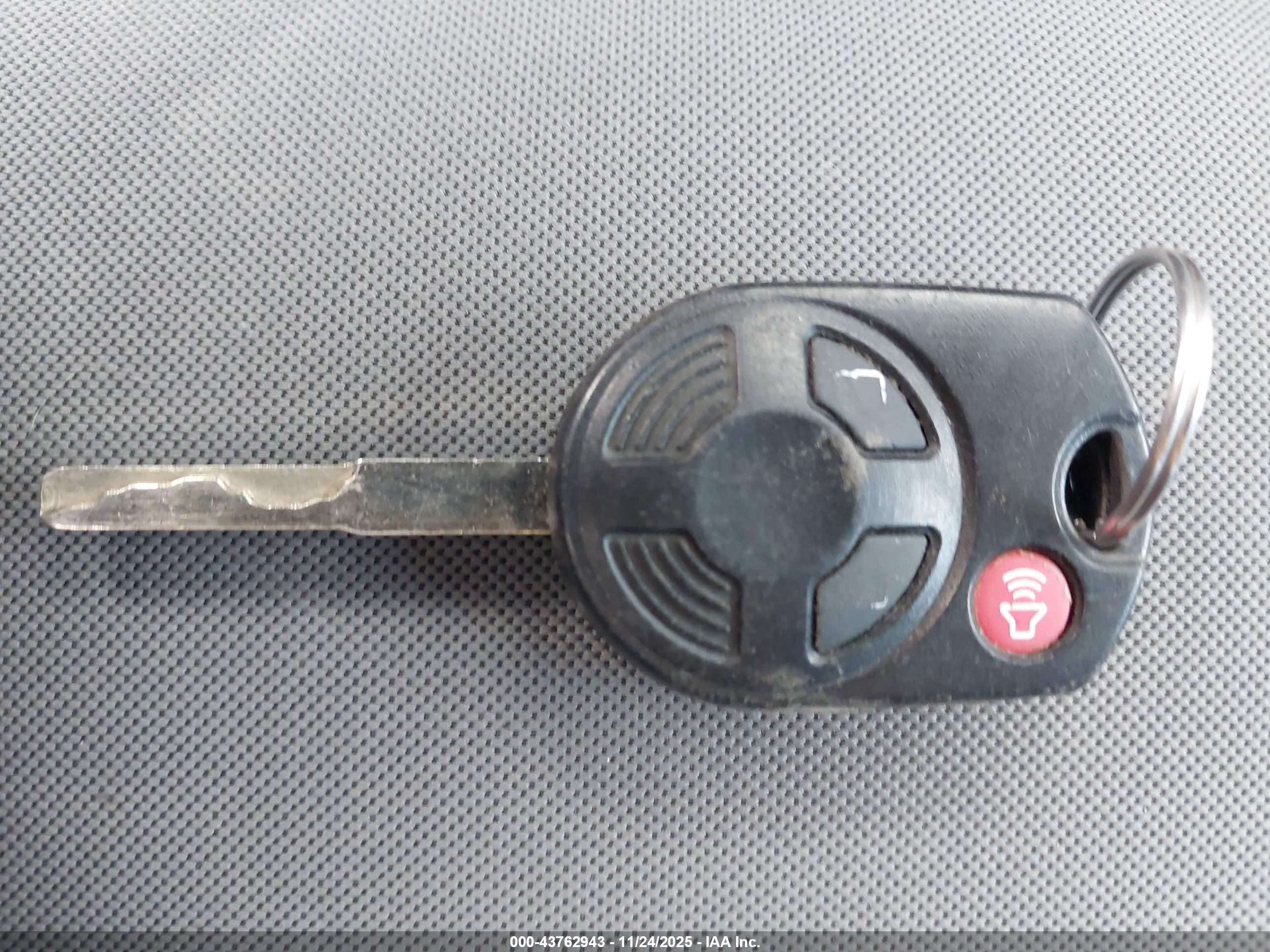 FORD ESCAPE image 11
