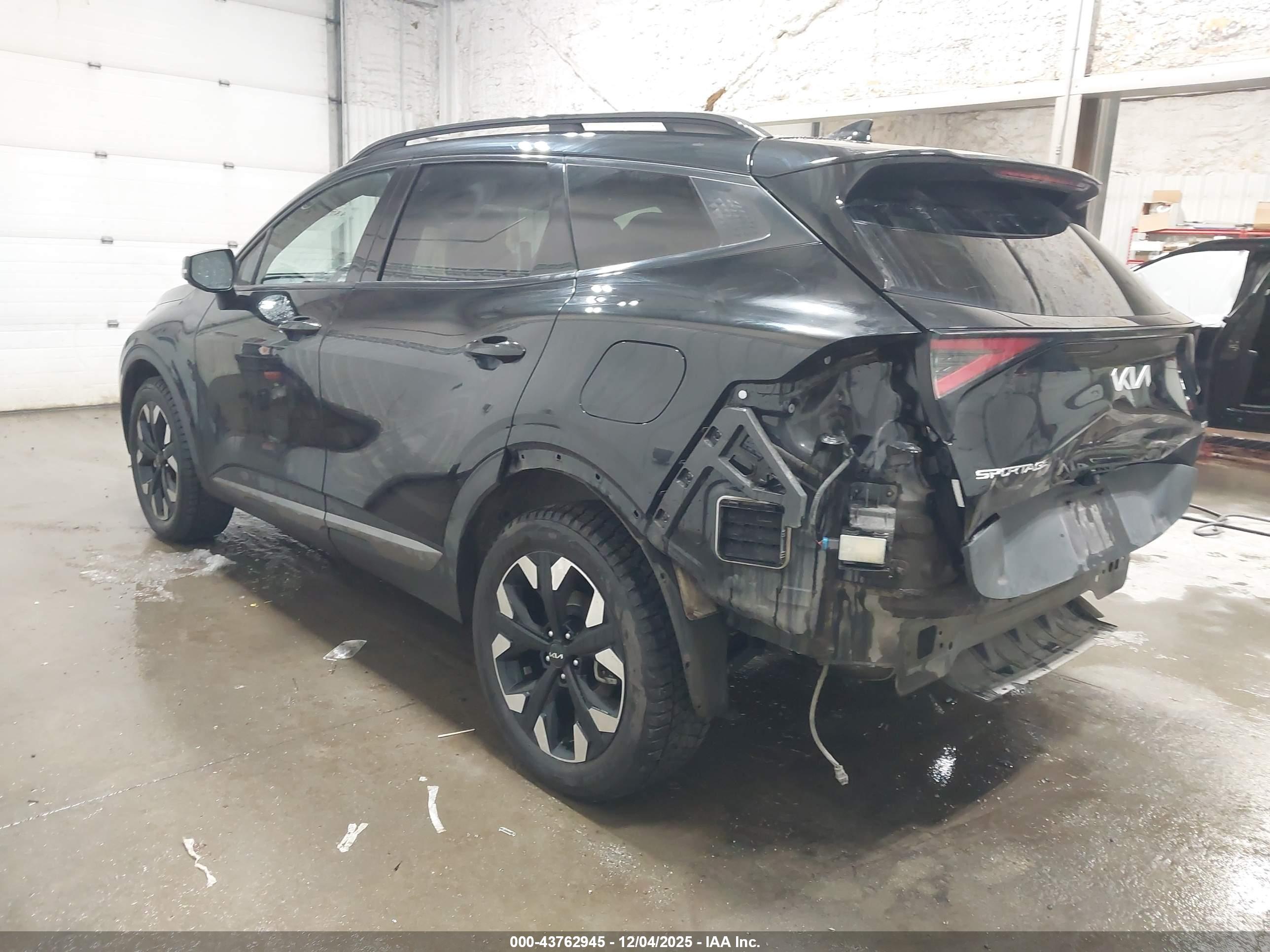 KIA SPORTAGE image 3