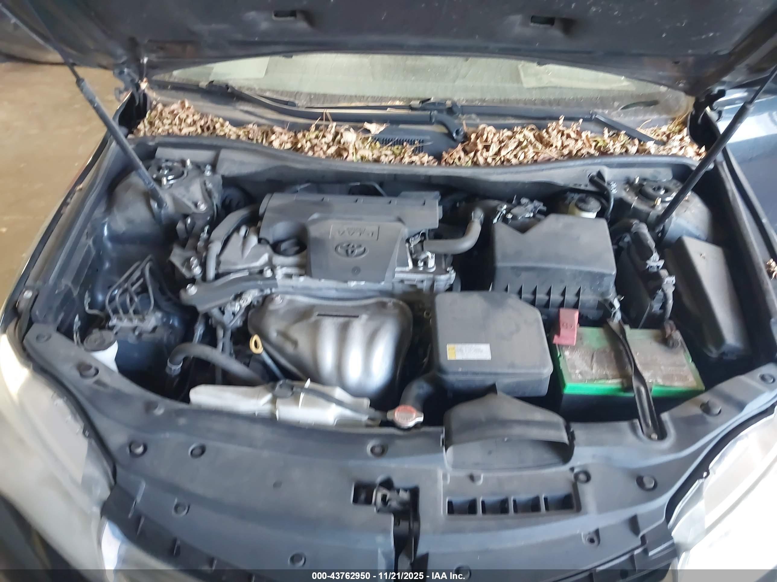 TOYOTA CAMRY image 10