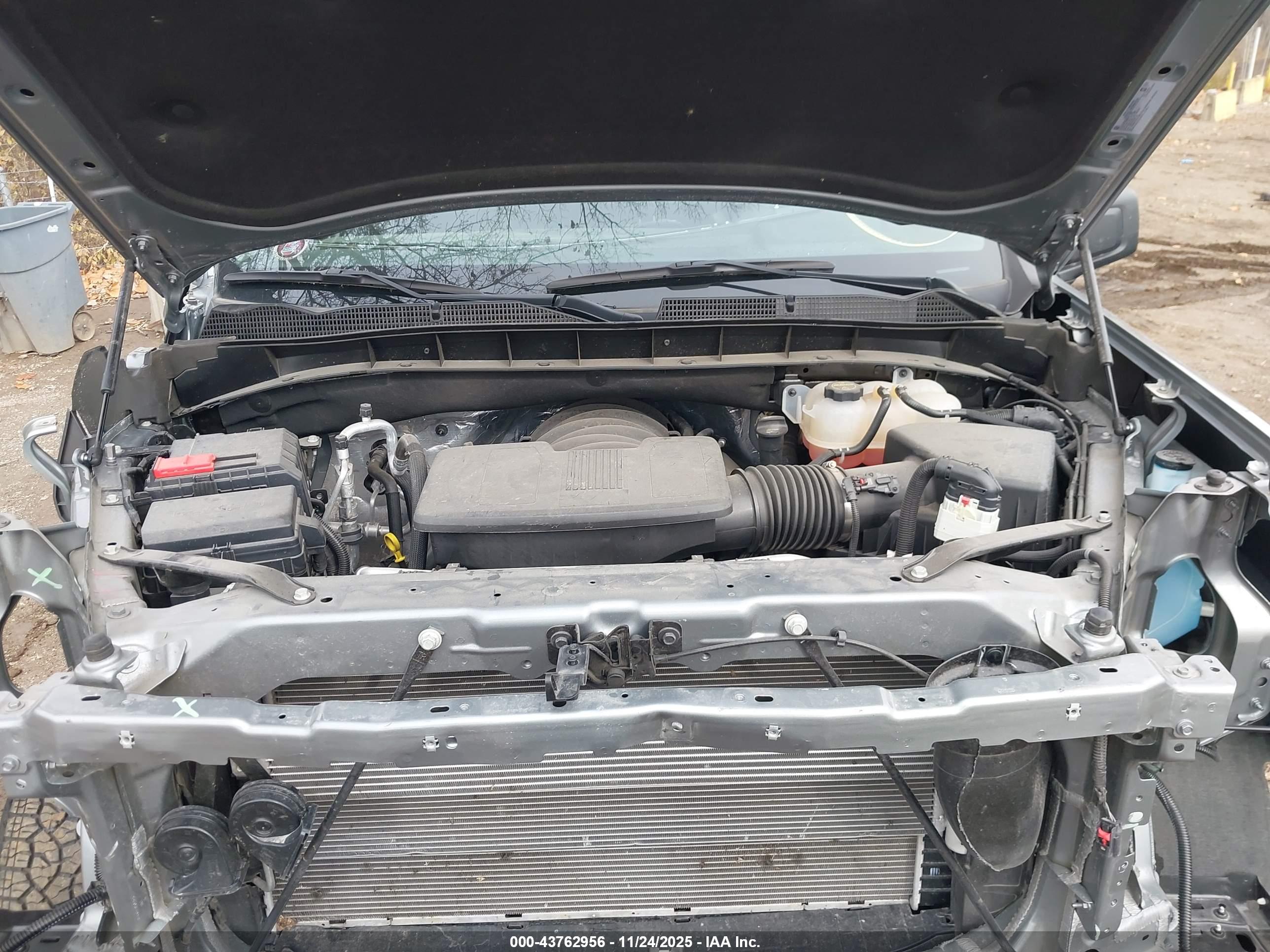 GMC SIERRA image 10