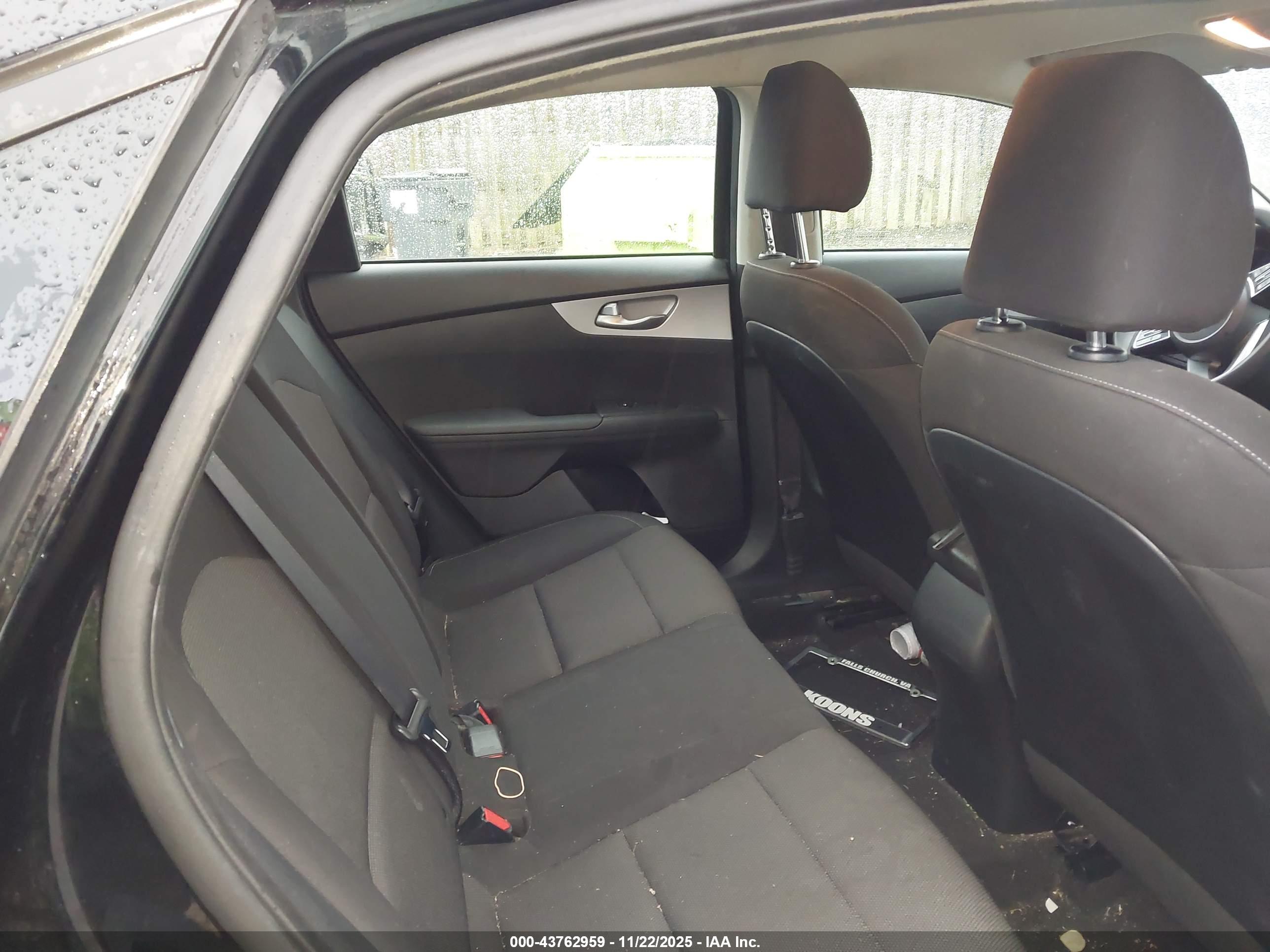 KIA FORTE image 8