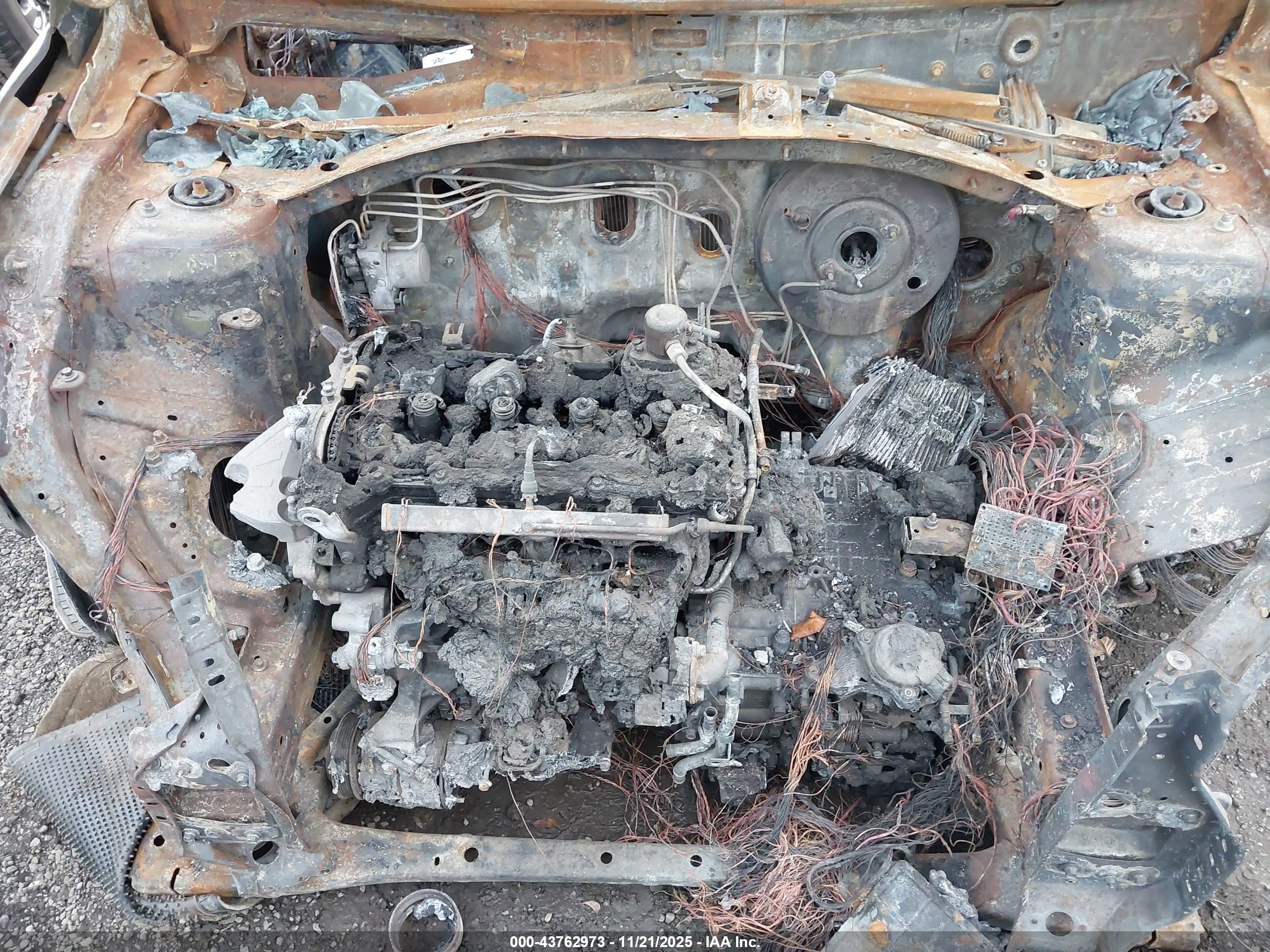 HYUNDAI SANTA image 10