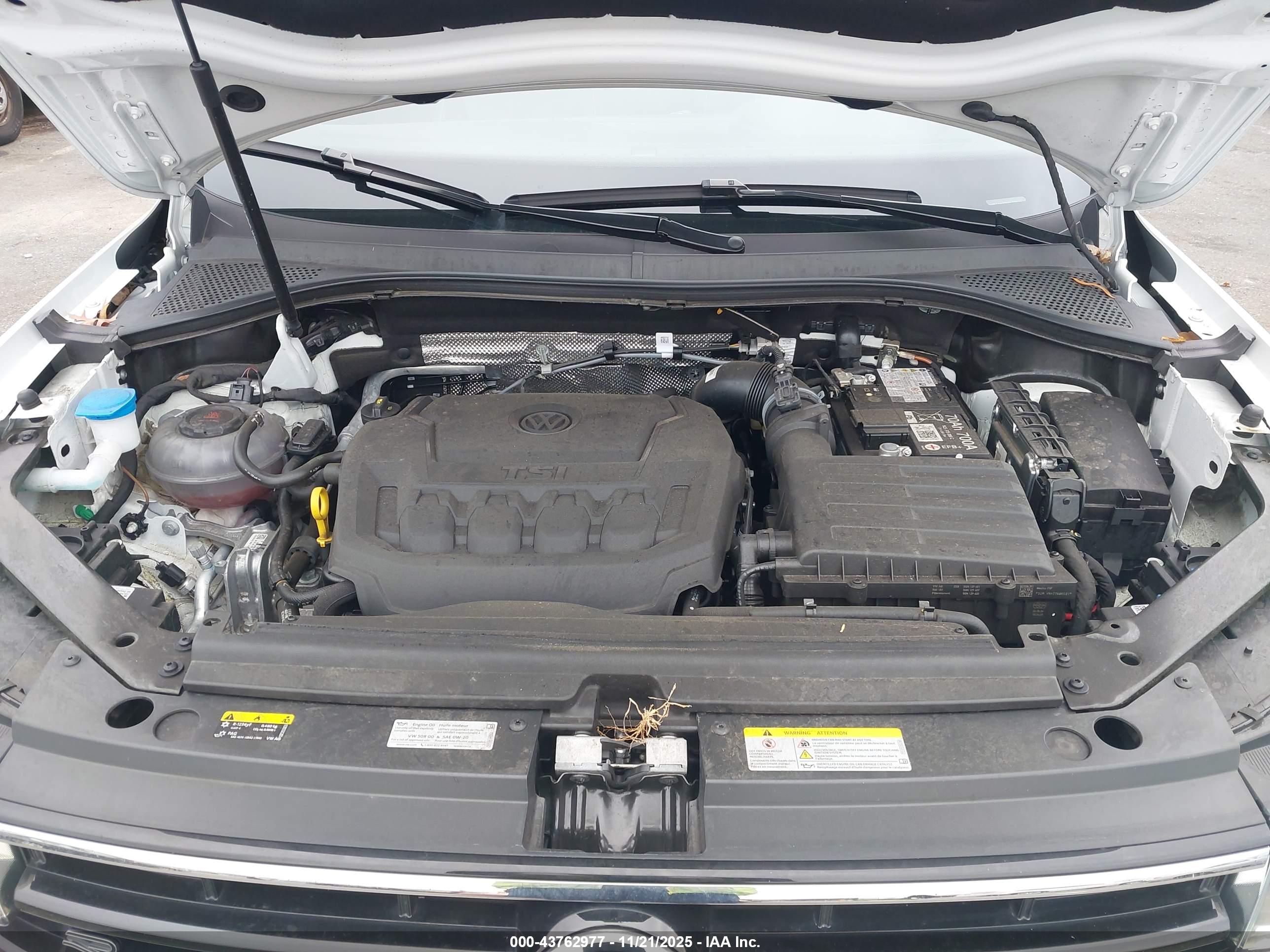 VOLKSWAGEN TIGUAN image 10