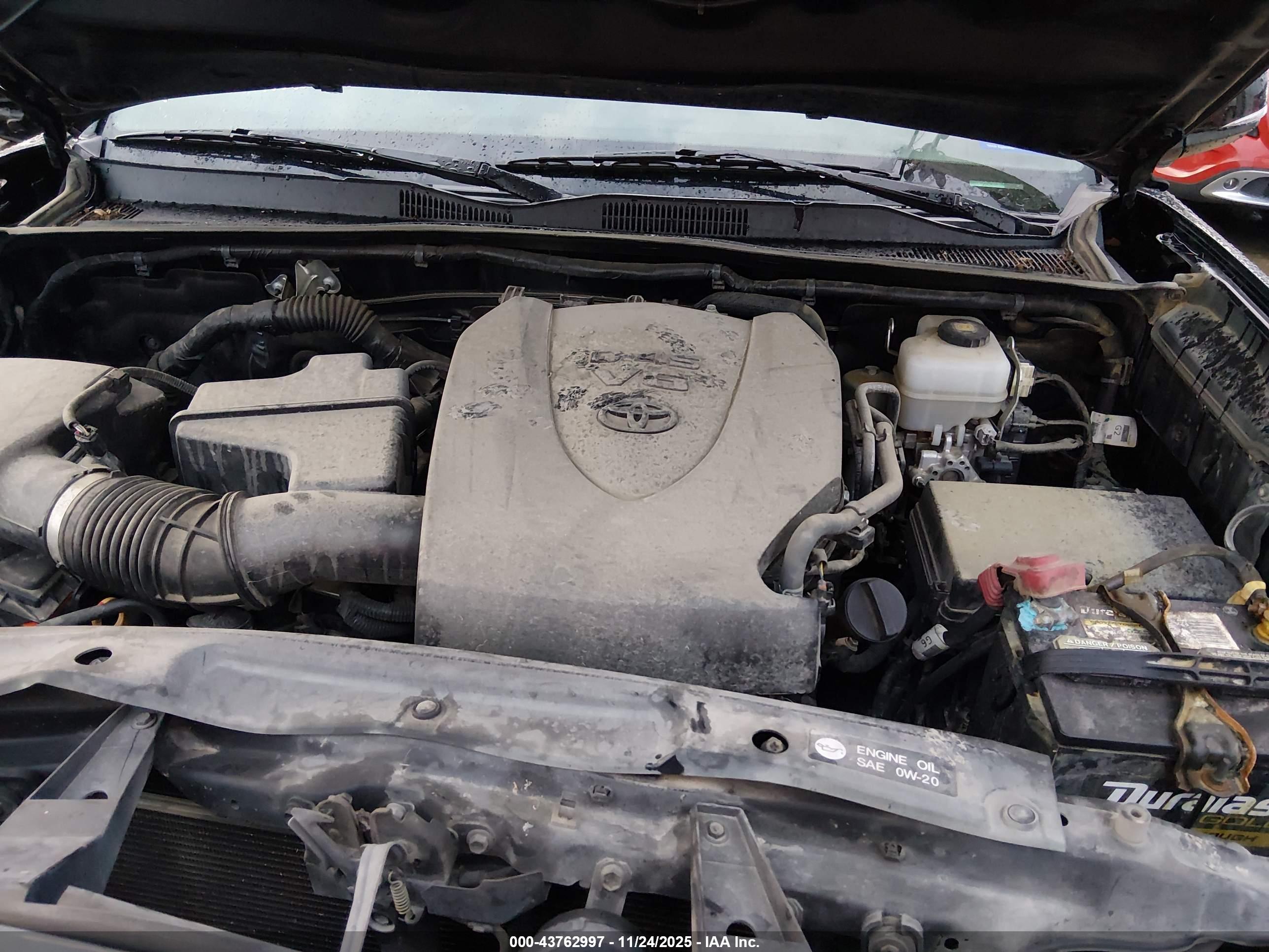 TOYOTA TACOMA image 10