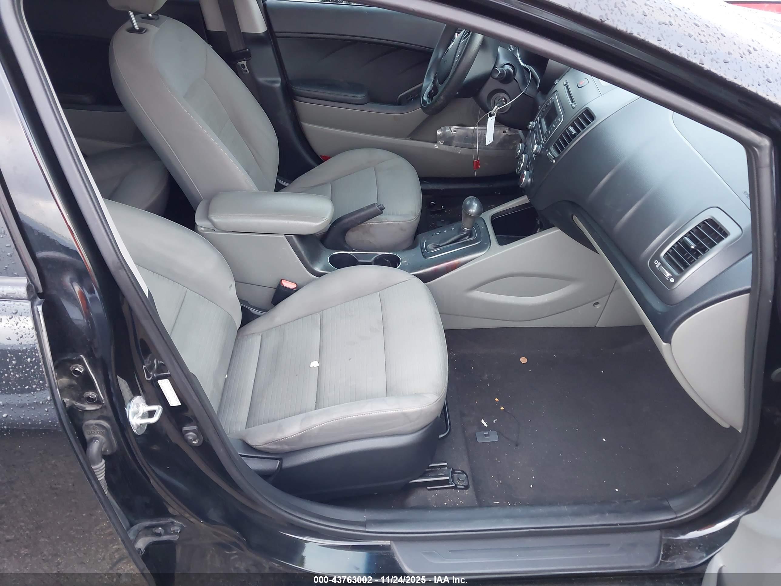 KIA FORTE image 5