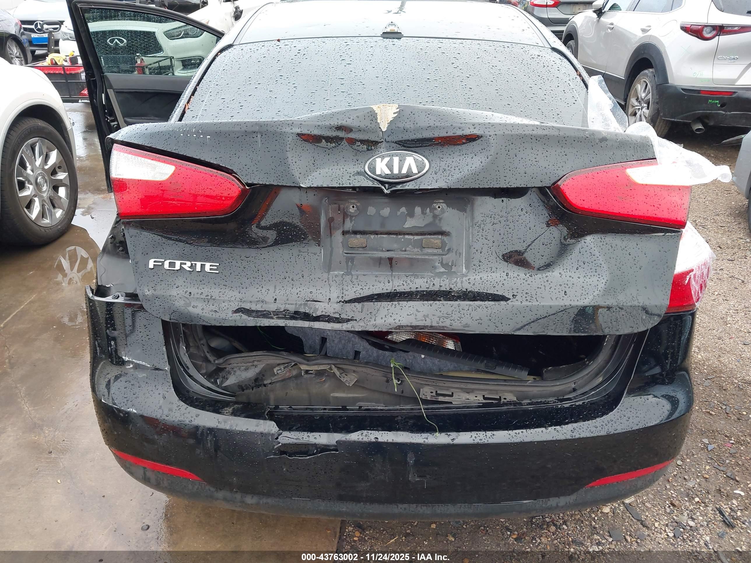 KIA FORTE image 6