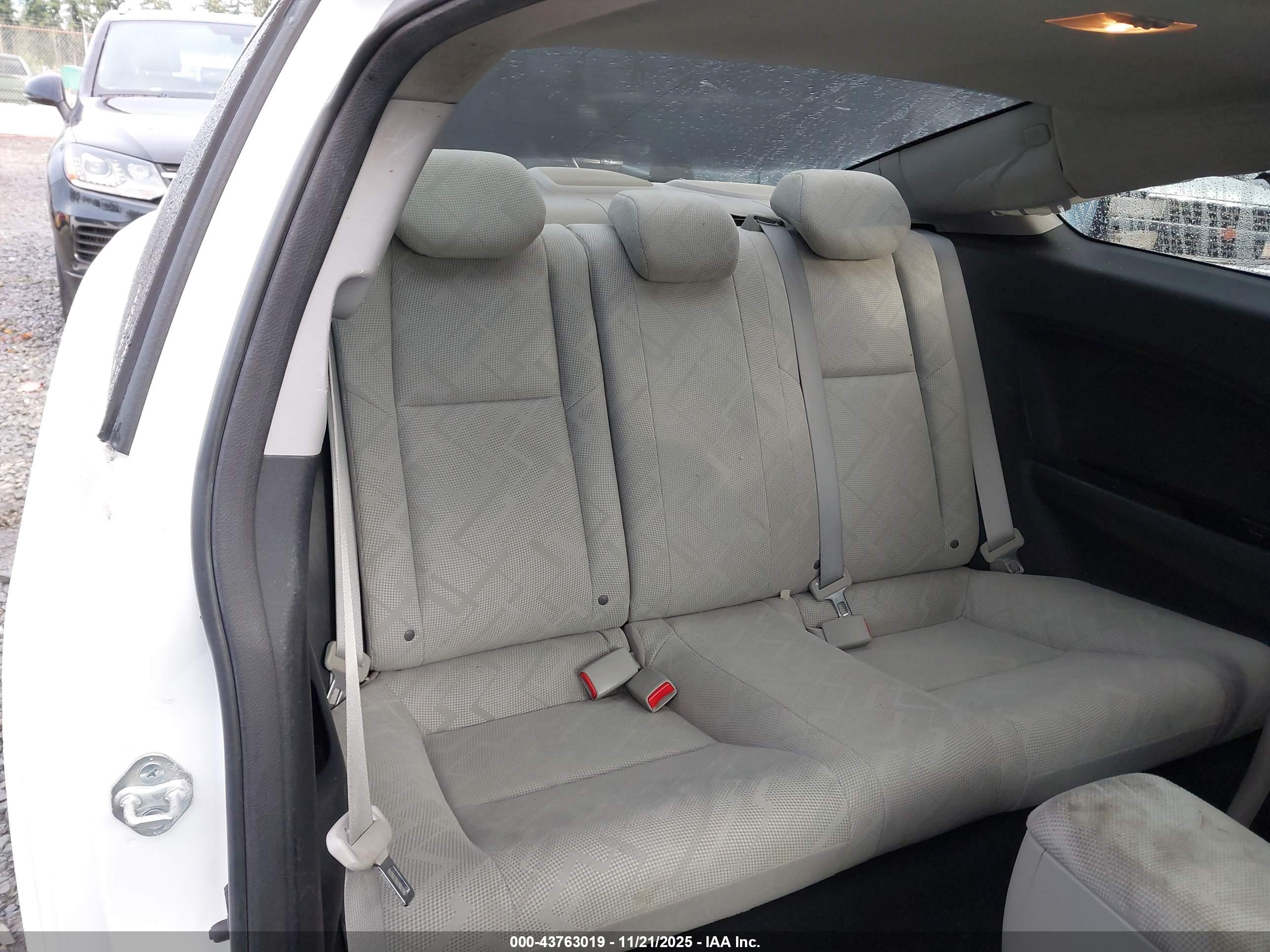 HONDA CIVIC image 8