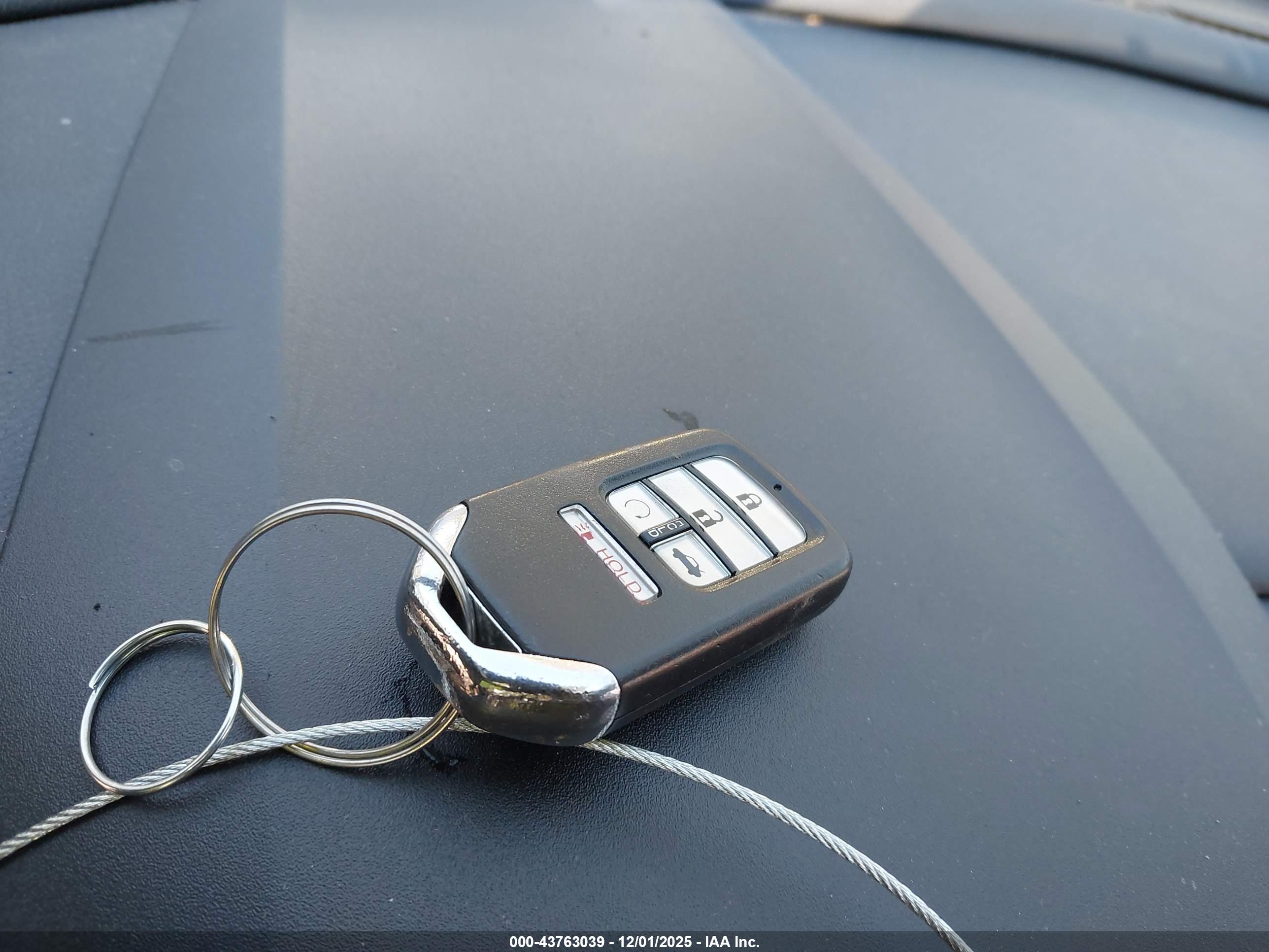 HONDA CIVIC image 11