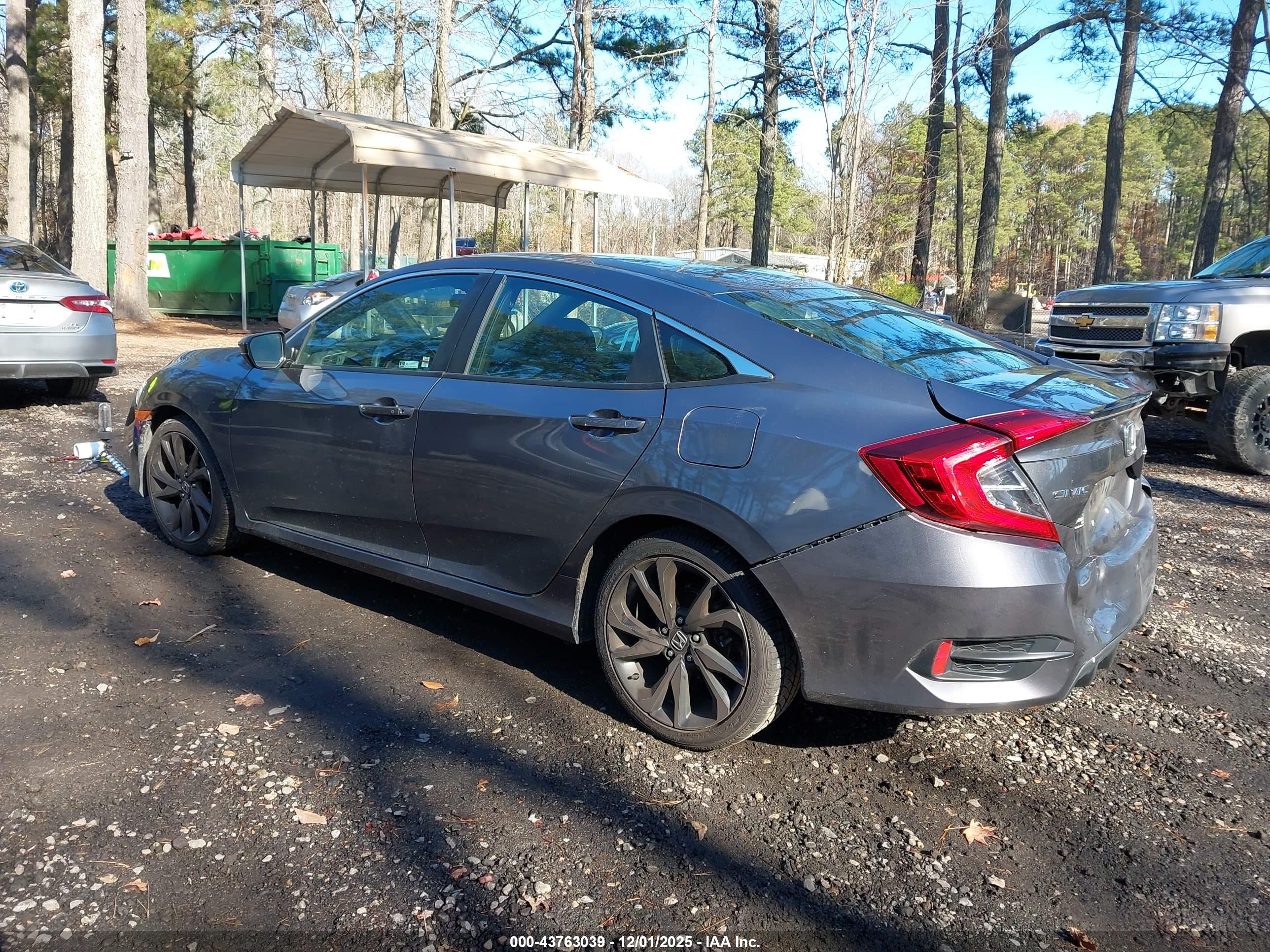 HONDA CIVIC image 3