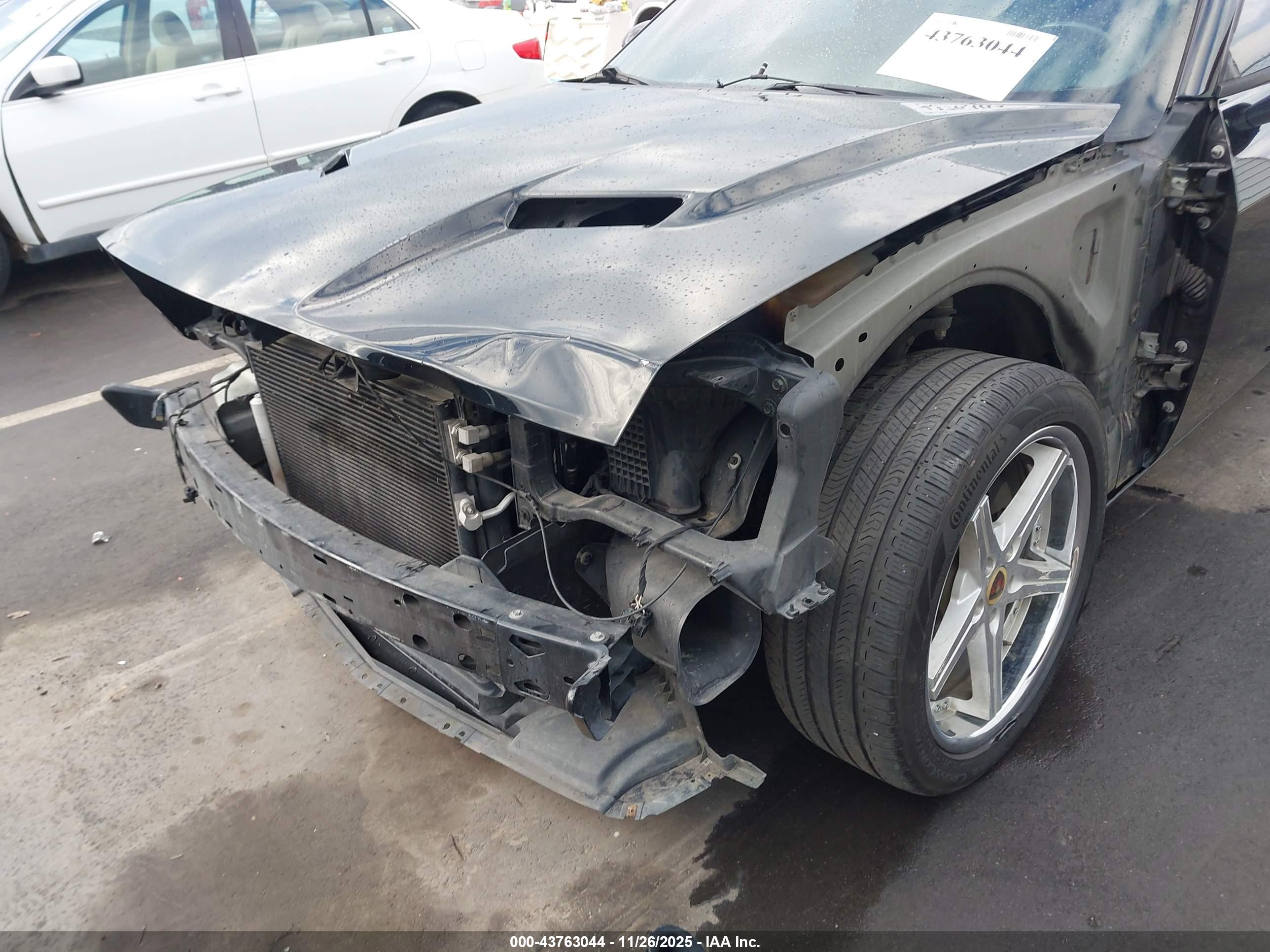DODGE CHALLENGER image 6