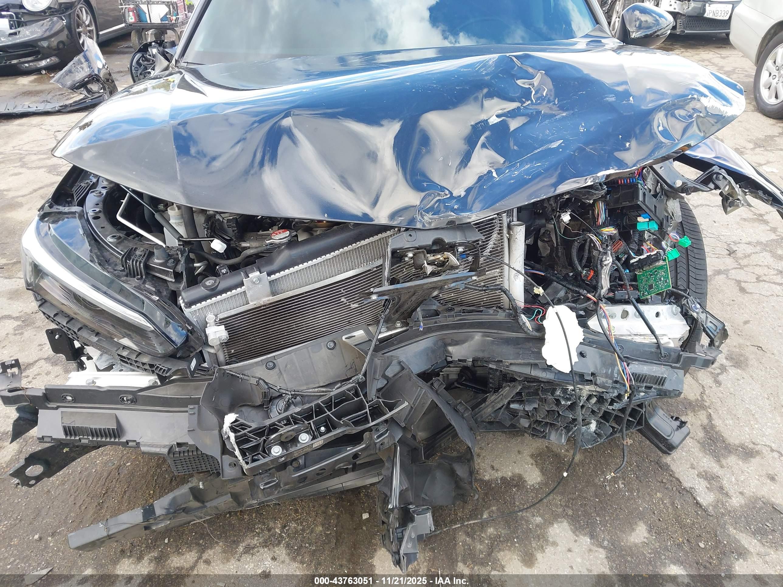 HONDA CIVIC image 6
