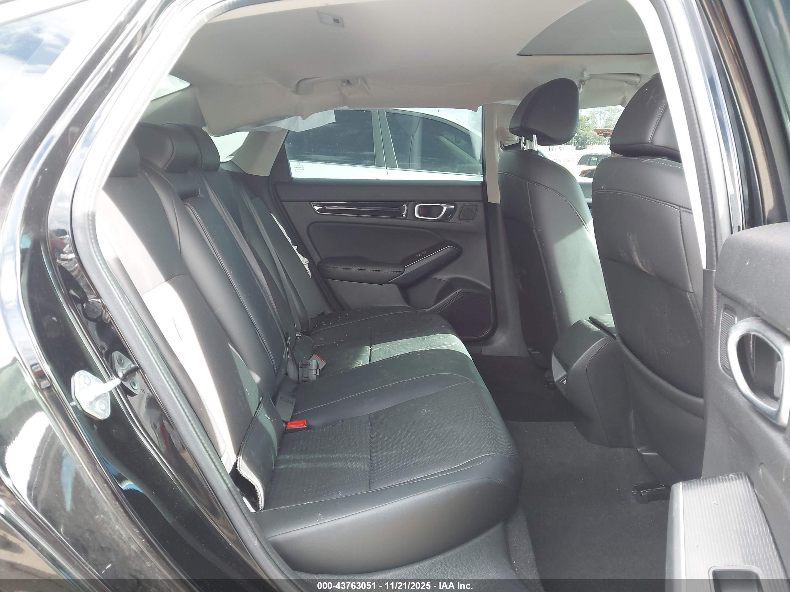 HONDA CIVIC image 8