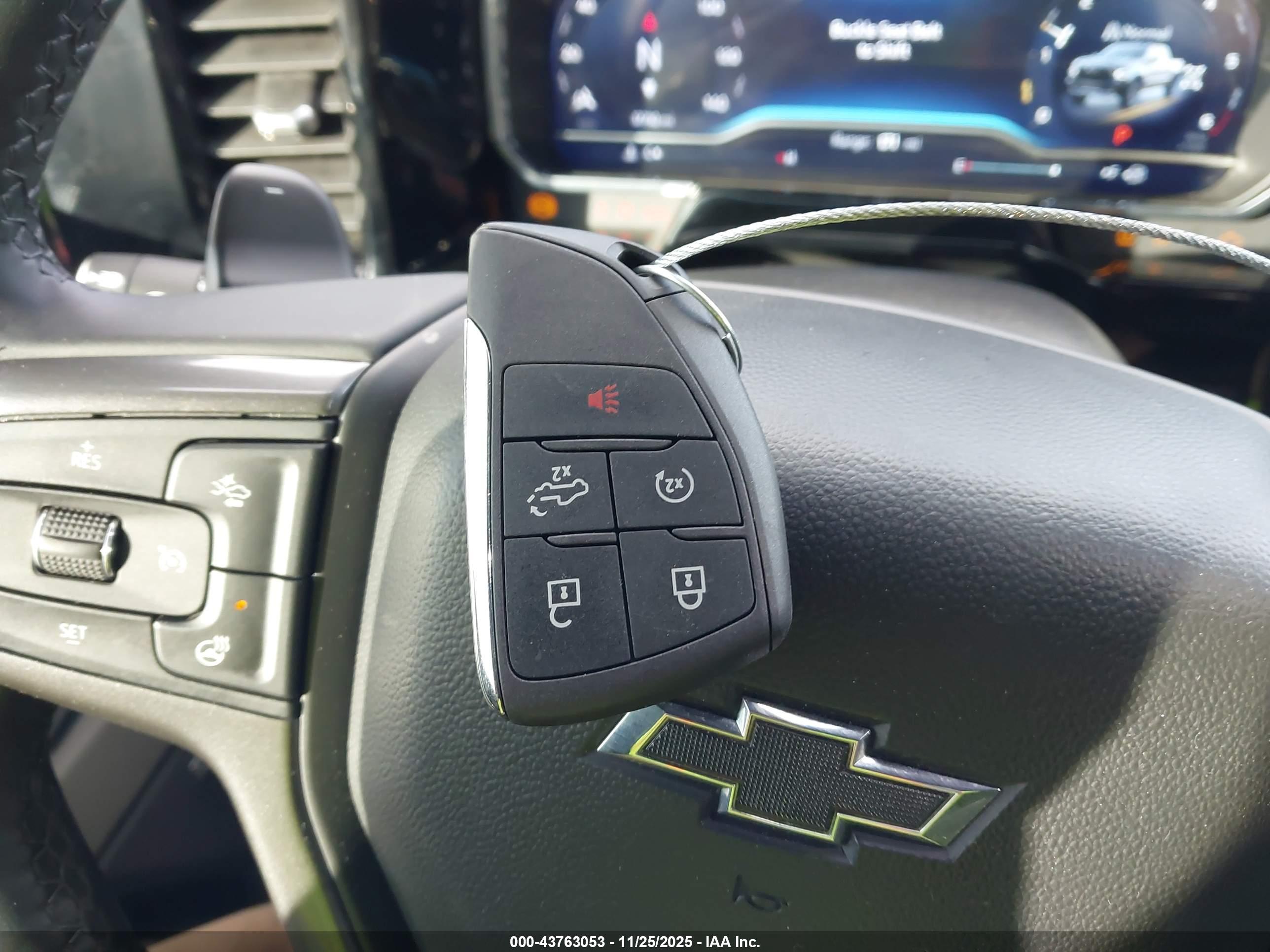 CHEVROLET SILVERADO image 11