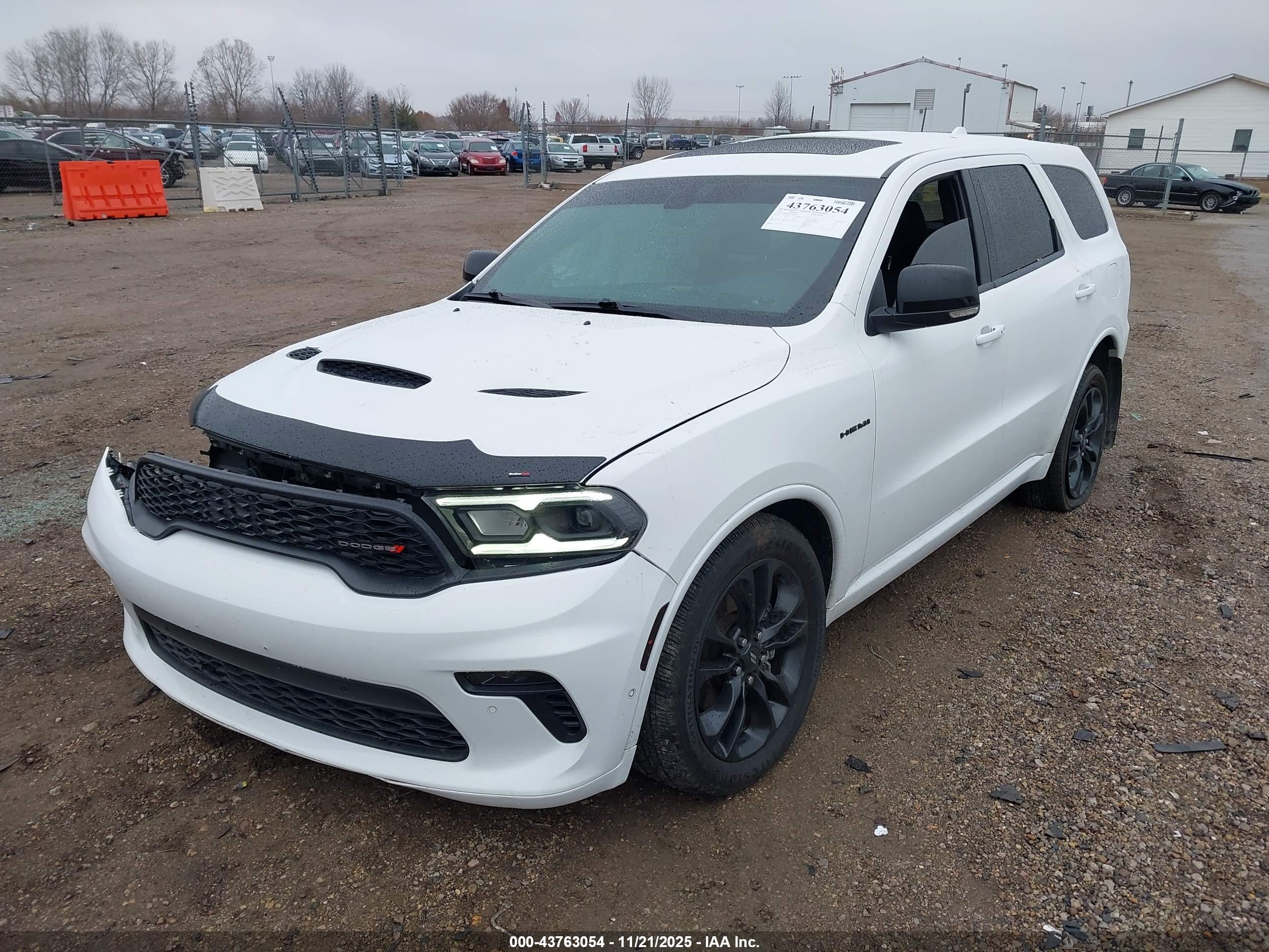 DODGE DURANGO image 2