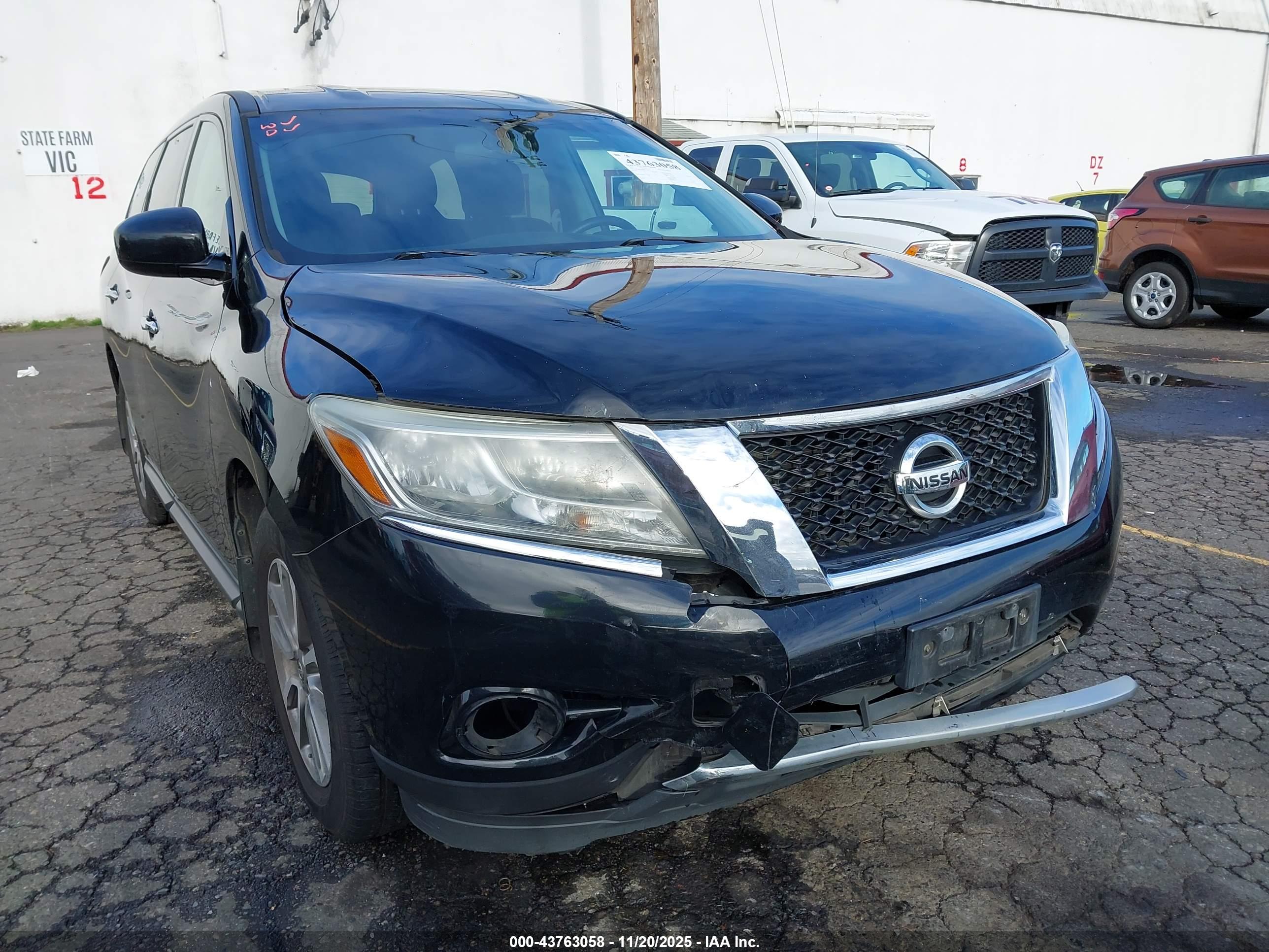 NISSAN PATHFINDER image 6