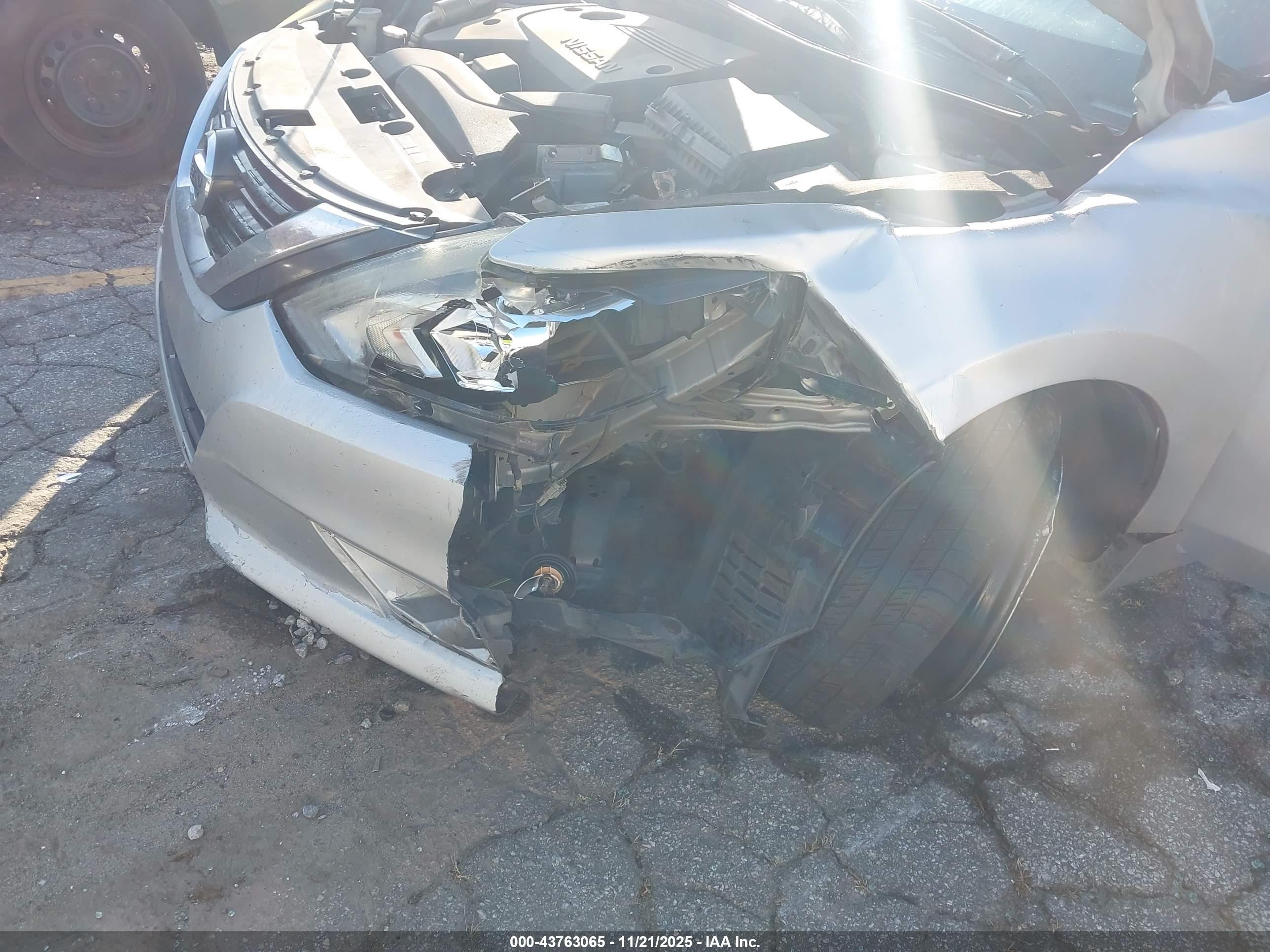 NISSAN ALTIMA image 6