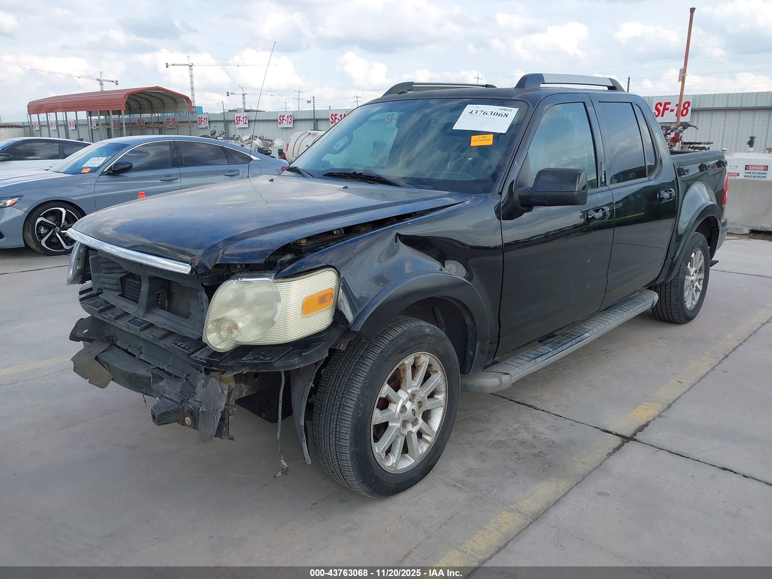FORD EXPLORER image 2