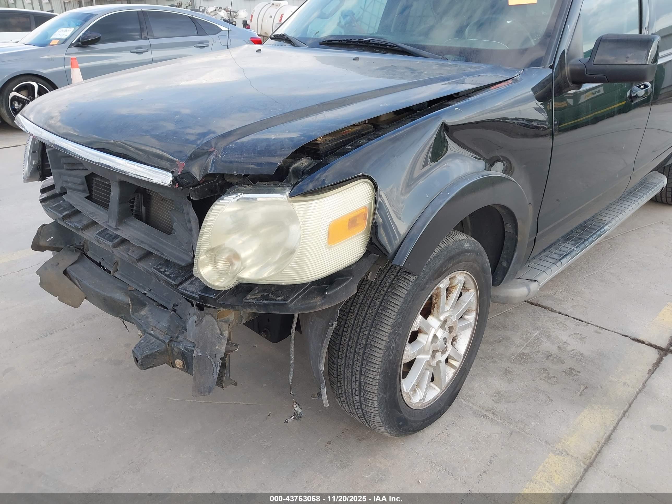 FORD EXPLORER image 6