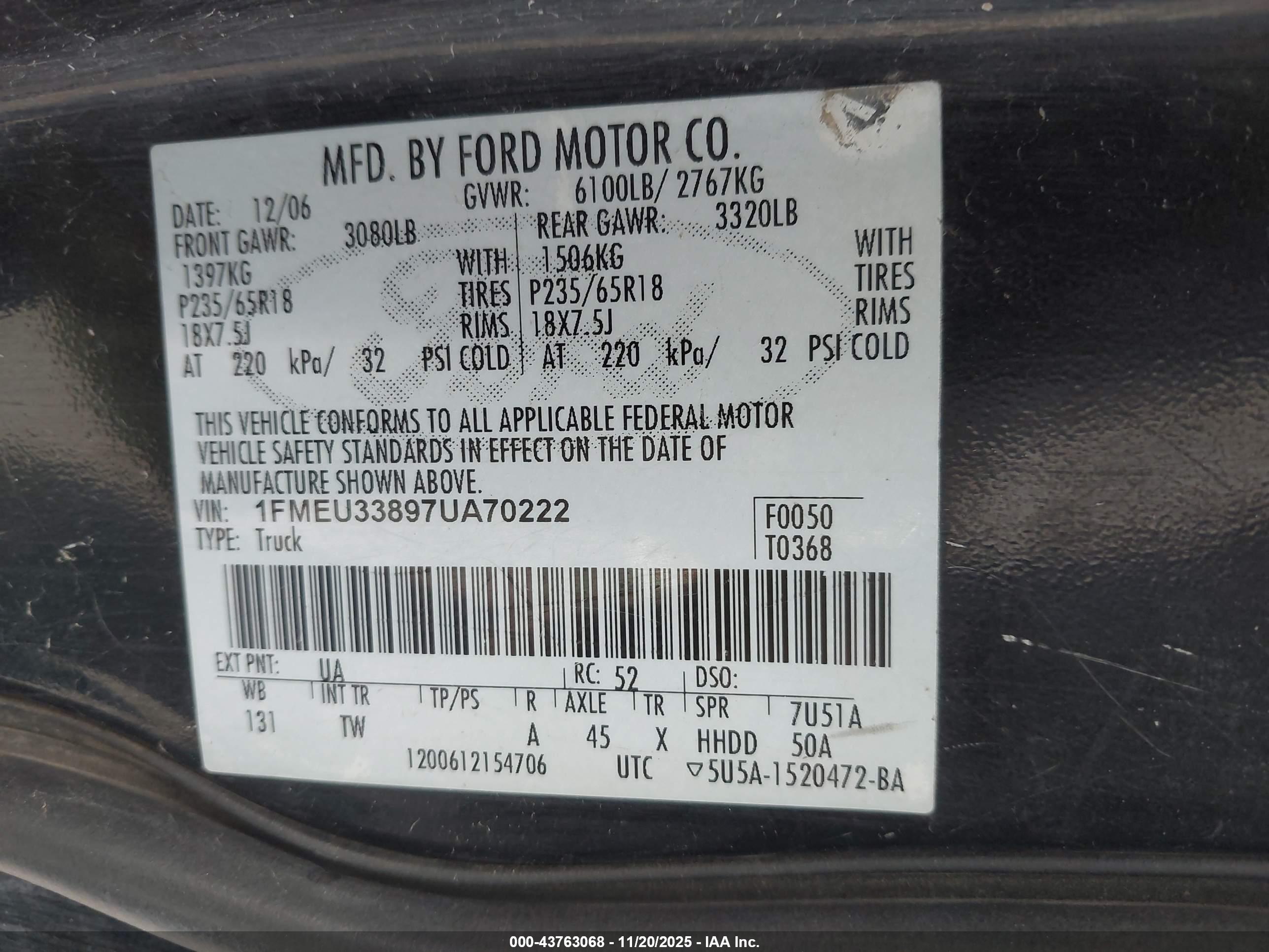FORD EXPLORER image 9