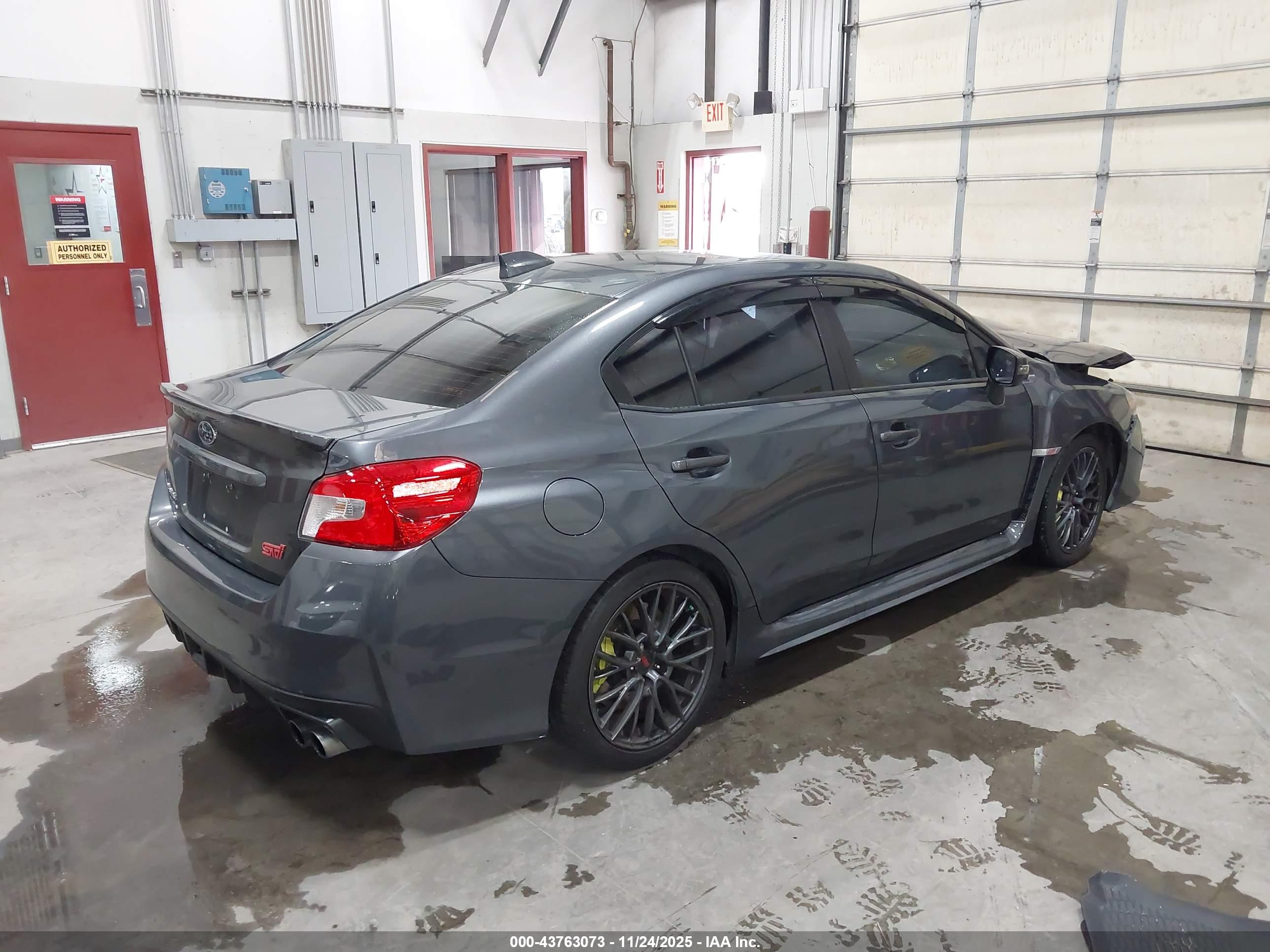 SUBARU WRX image 4