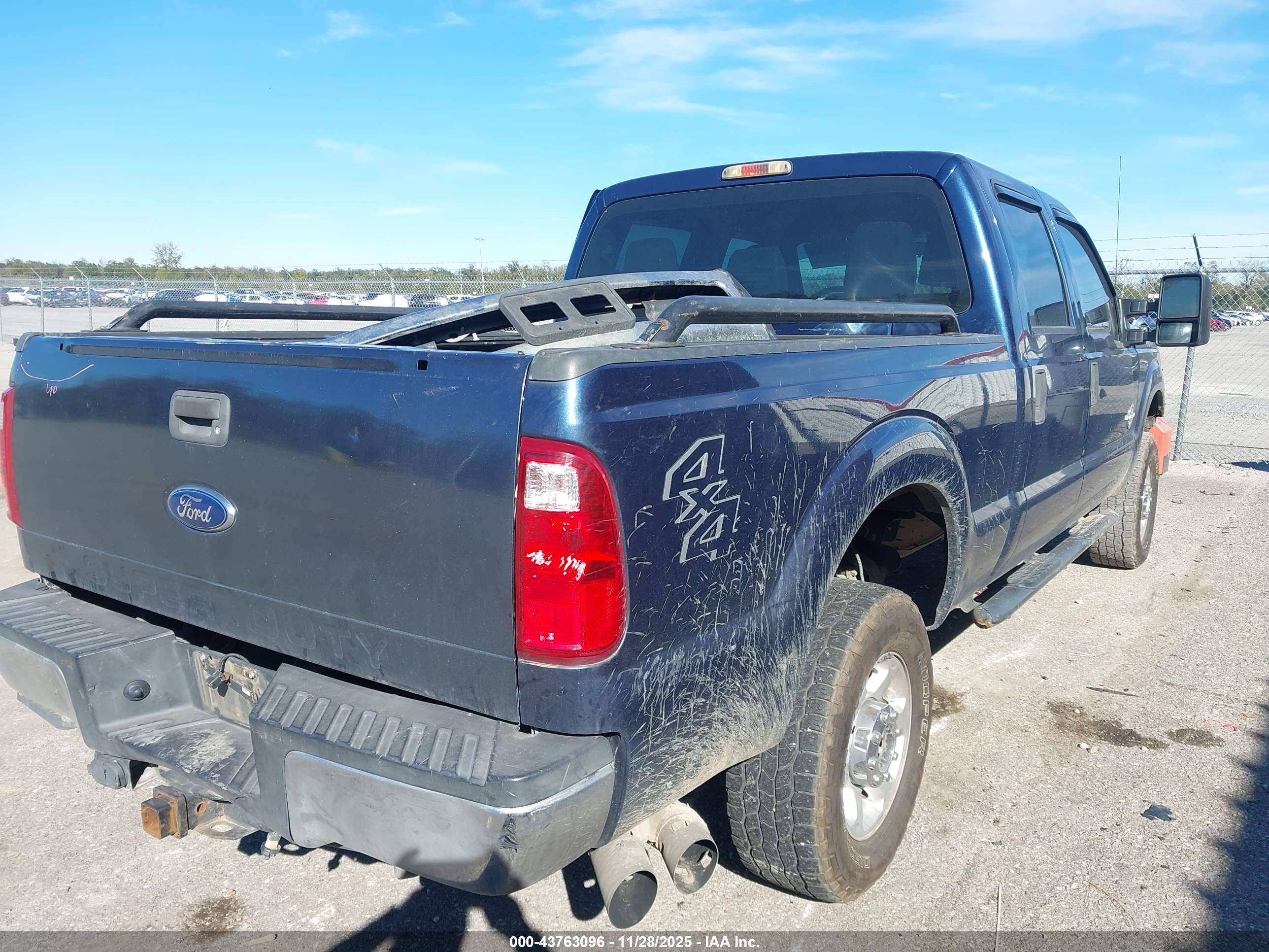 FORD F-250 image 4