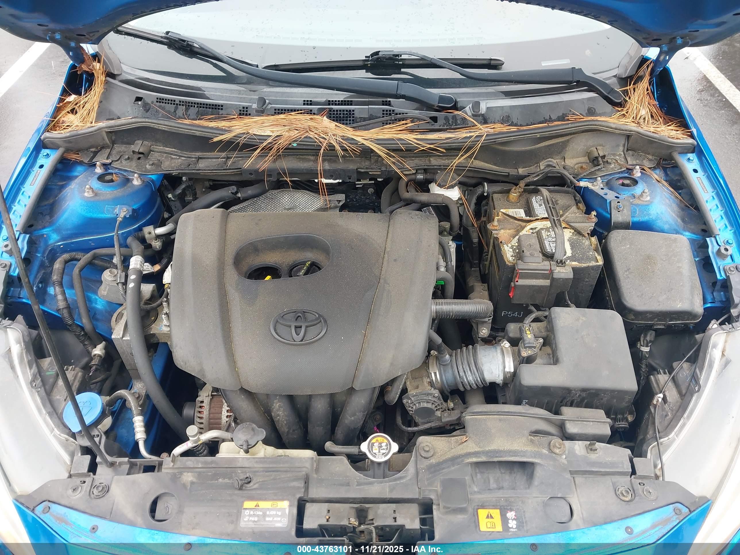 TOYOTA YARIS image 10