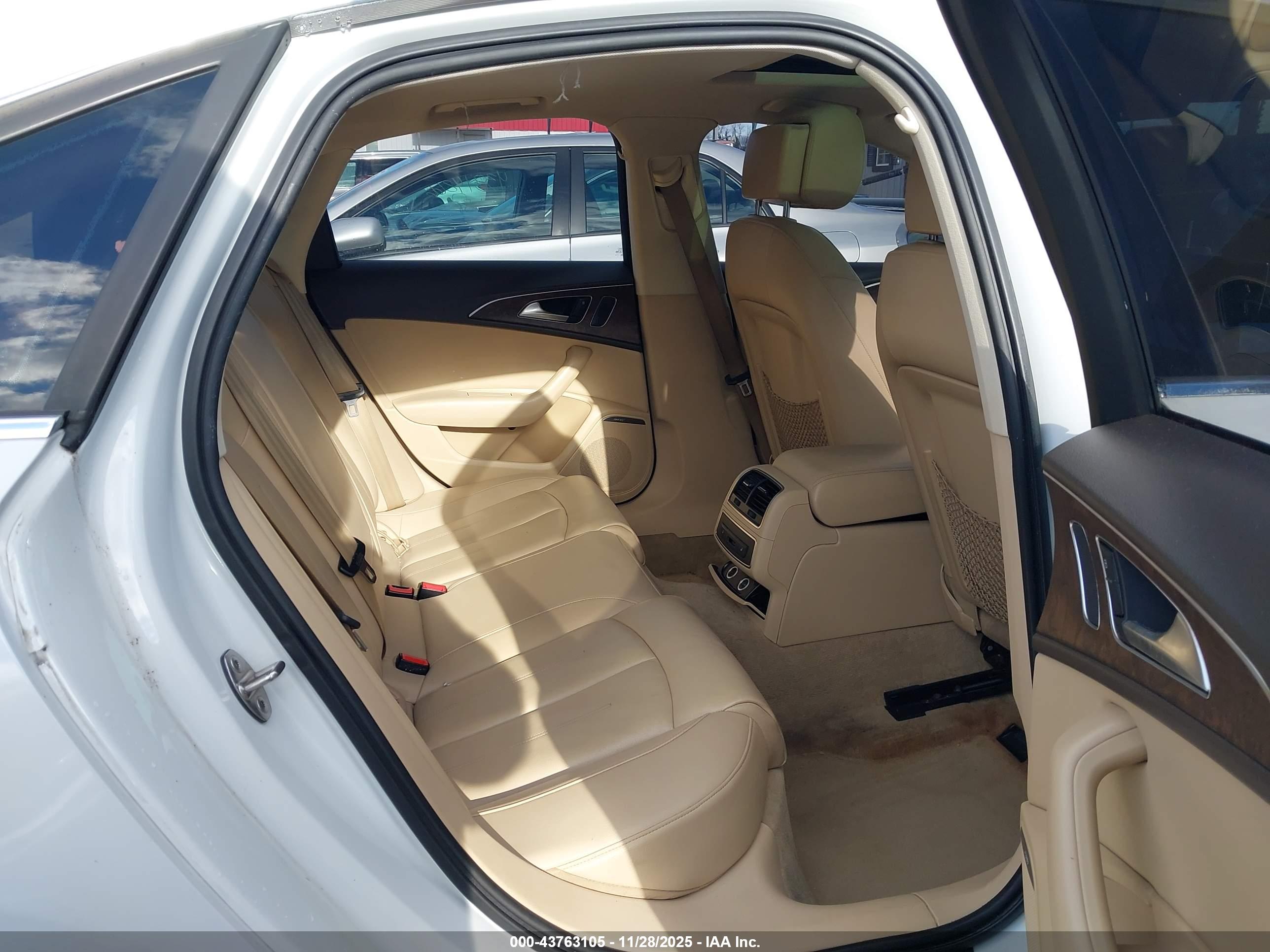 AUDI A6 image 8