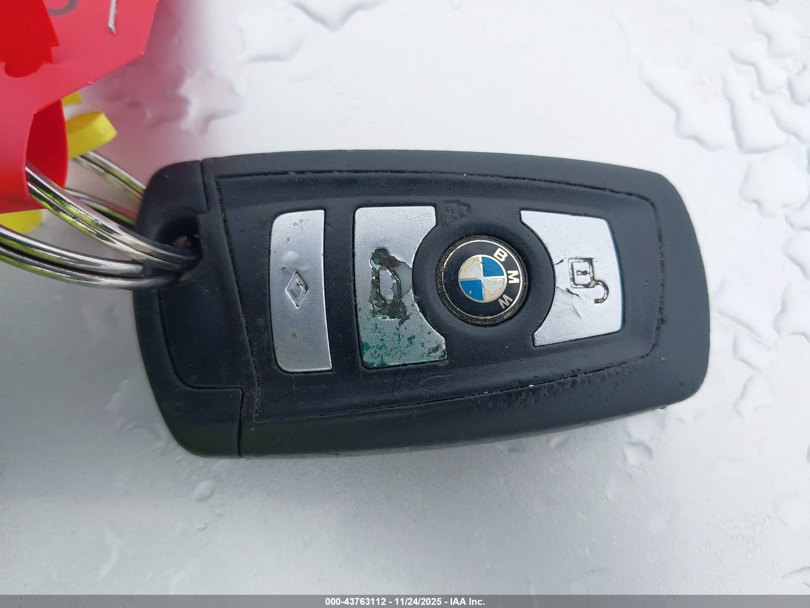 BMW 535I image 11
