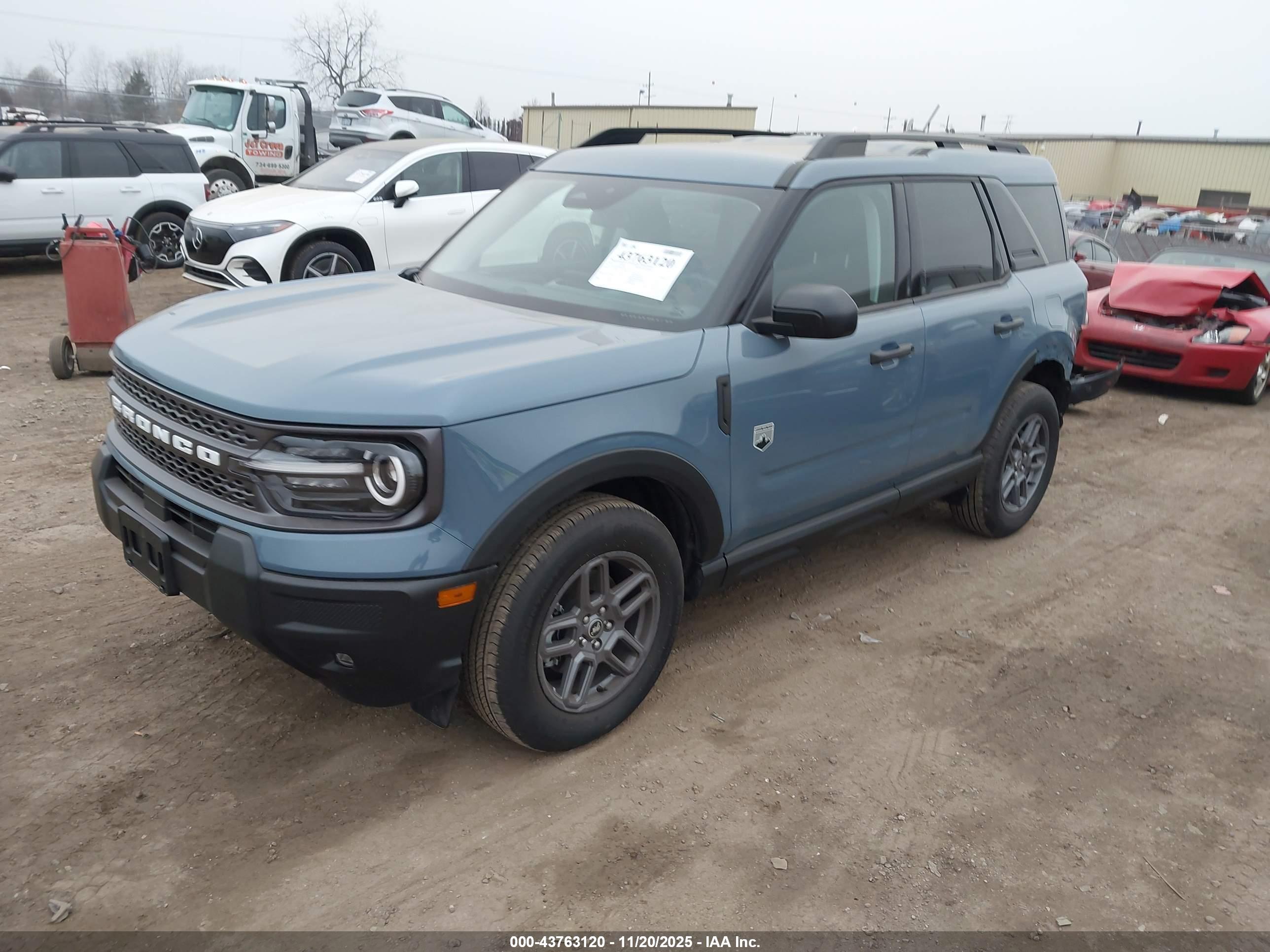 FORD BRONCO image 2
