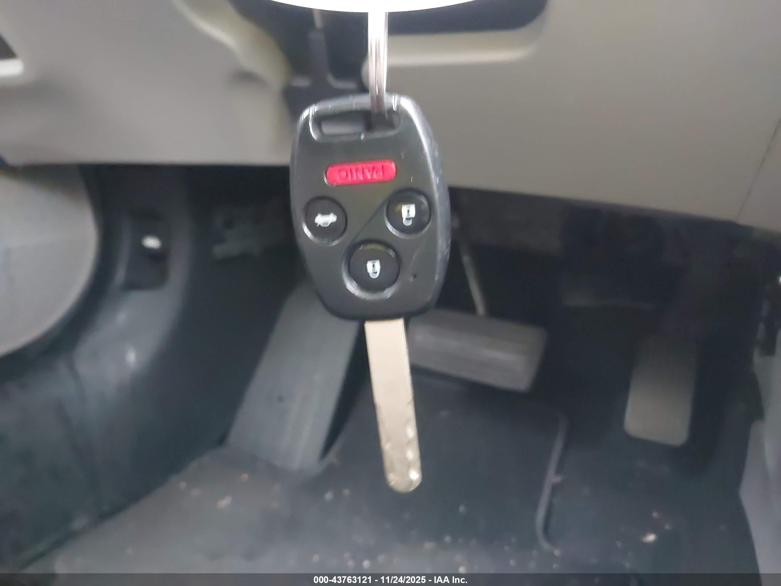 HONDA CIVIC image 11