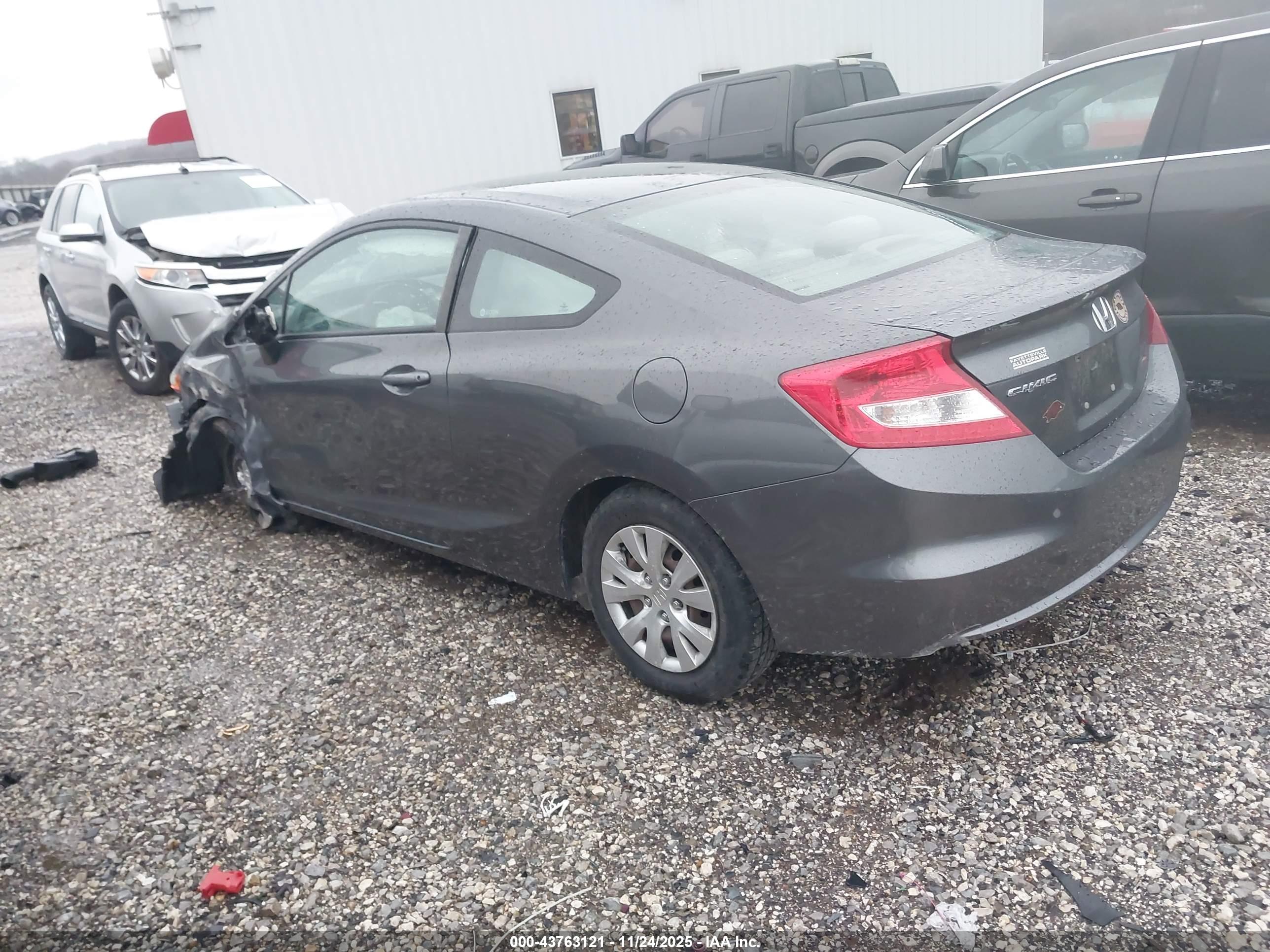 HONDA CIVIC image 3