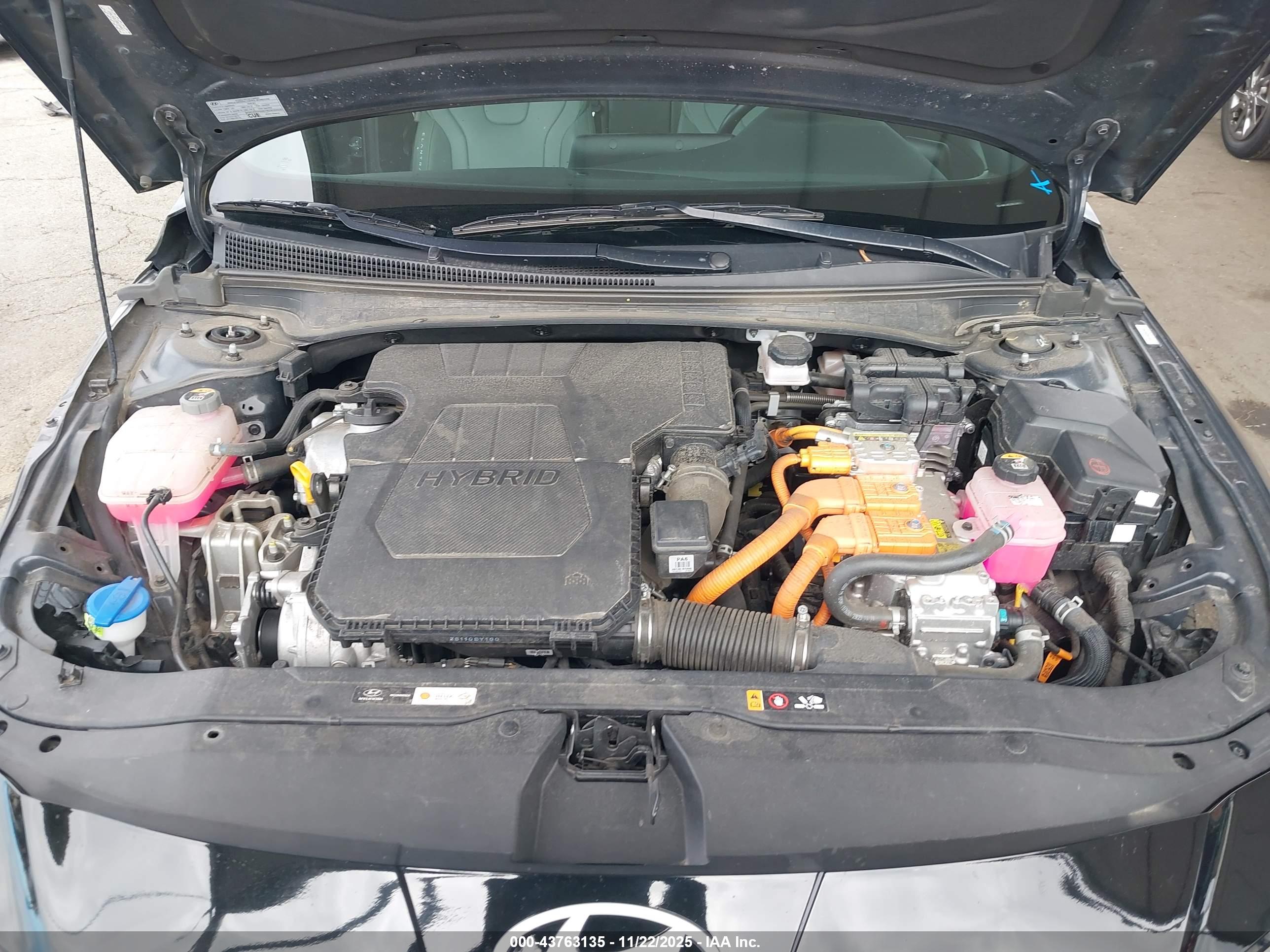 HYUNDAI ELANTRA image 10